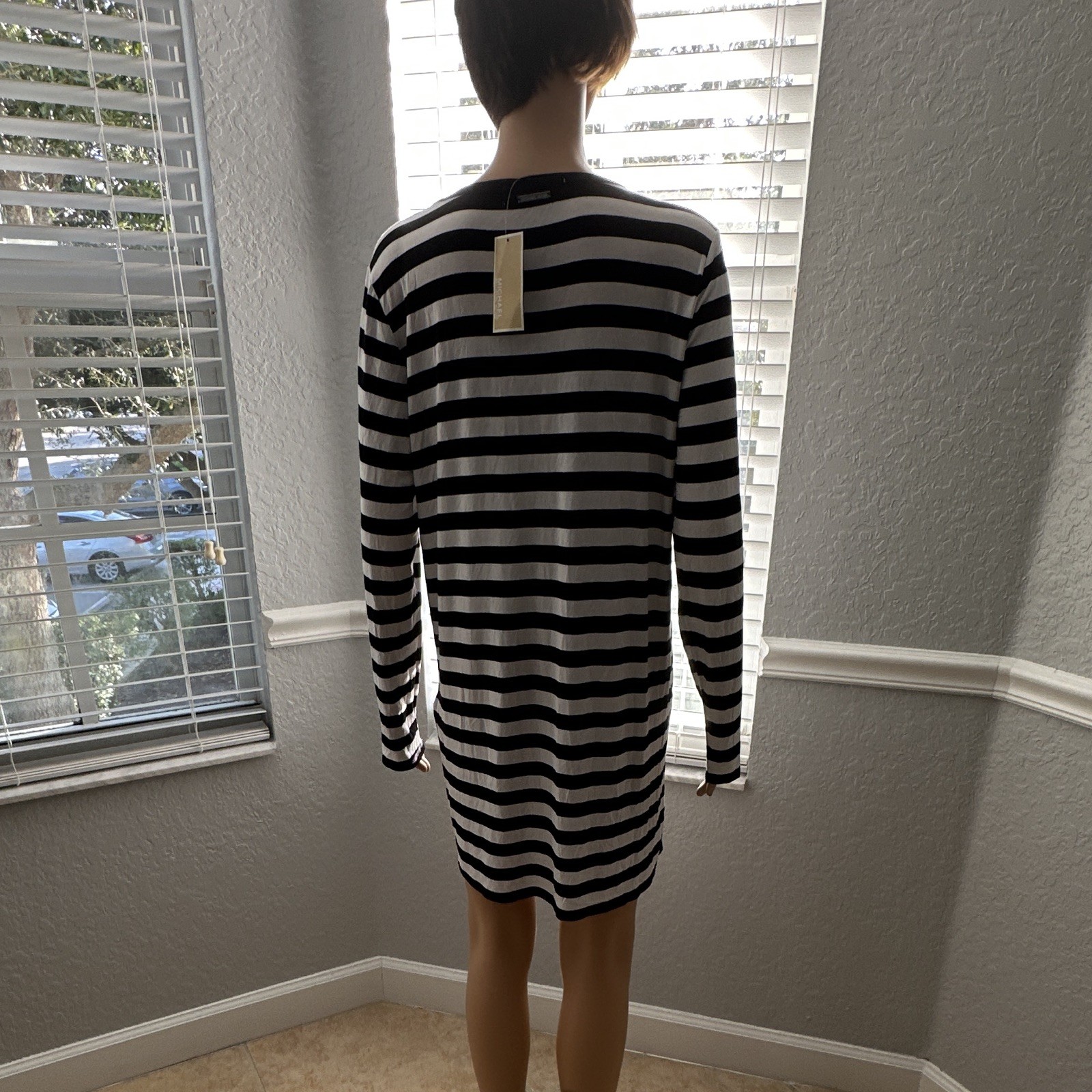 MICHAEL Michael Kors Black White Striped Knit Shift Knee top Stretch Size large