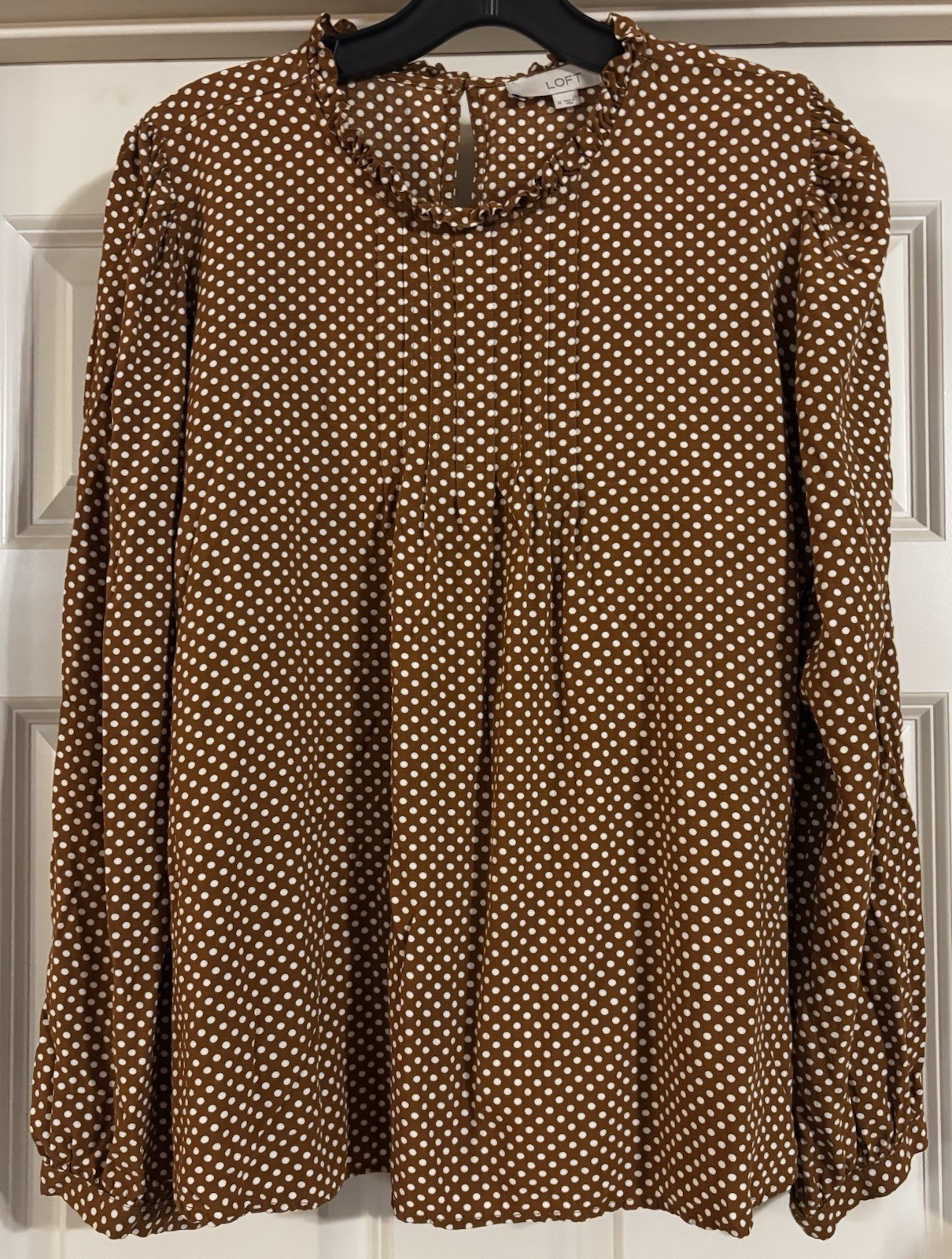 LOFT Polka Dot Pintuck Coquette Old Money Quiet Luxury Scandi Minimal Size M