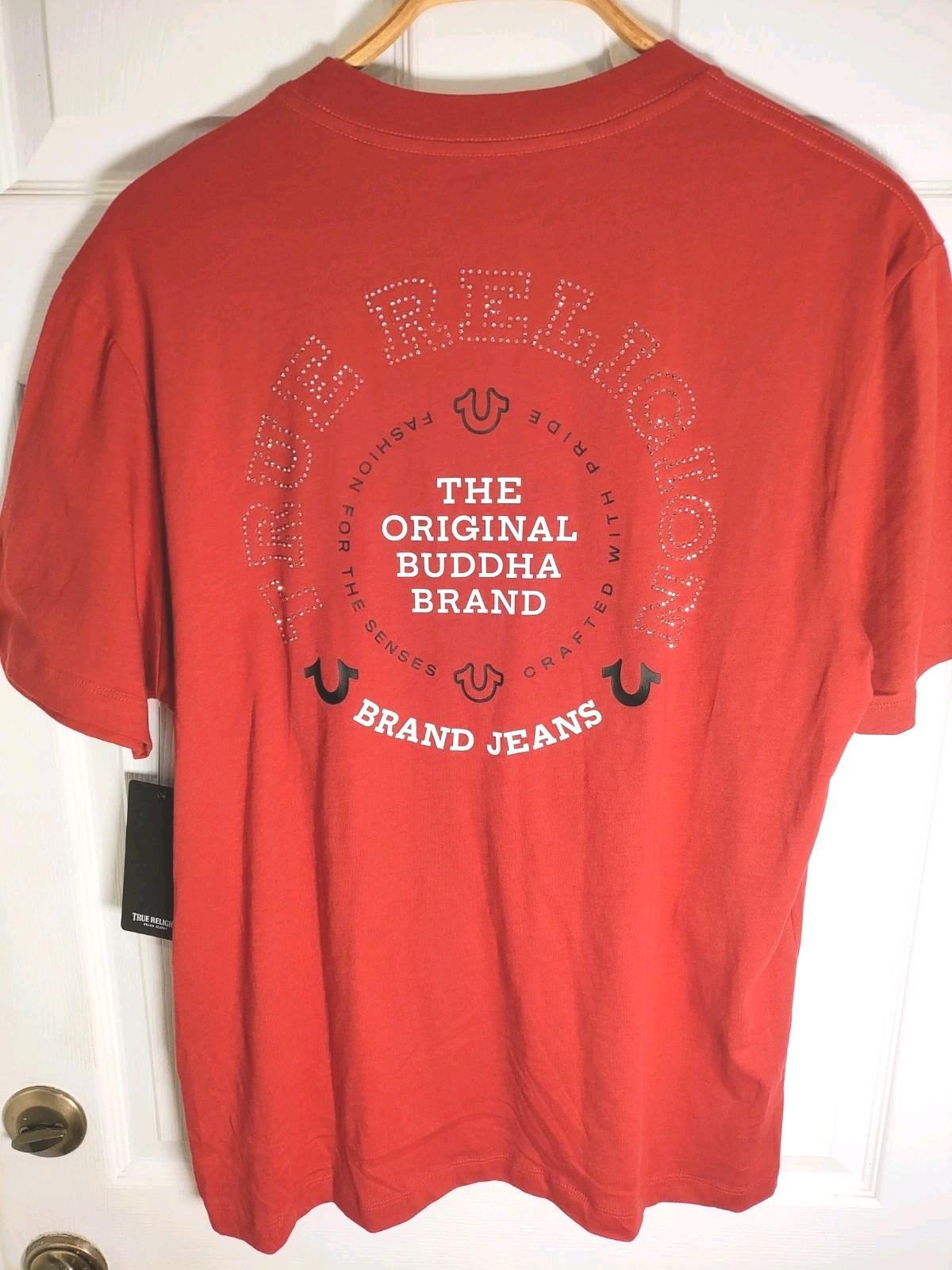 NEW WTs True Religion Women’s M Red Logo Graphic w/Sparkle 100% Cotton T-Shirt