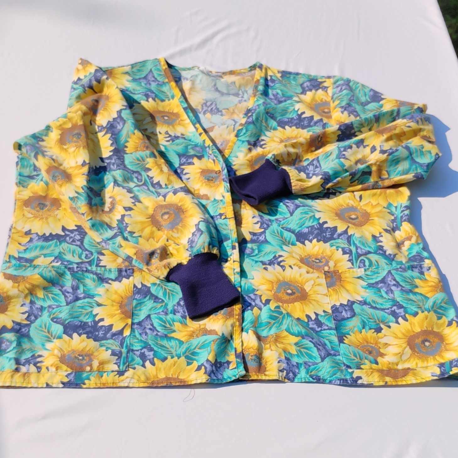Crest Women’s 2XL Sunflower V-Neck Snap Front Long Sleeve Cotton Scrub Coat