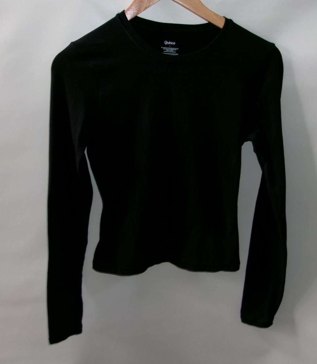 Quince Organic Cotton Long Sleeve Crop Tee Black Women’s S – Used – Normal Wear