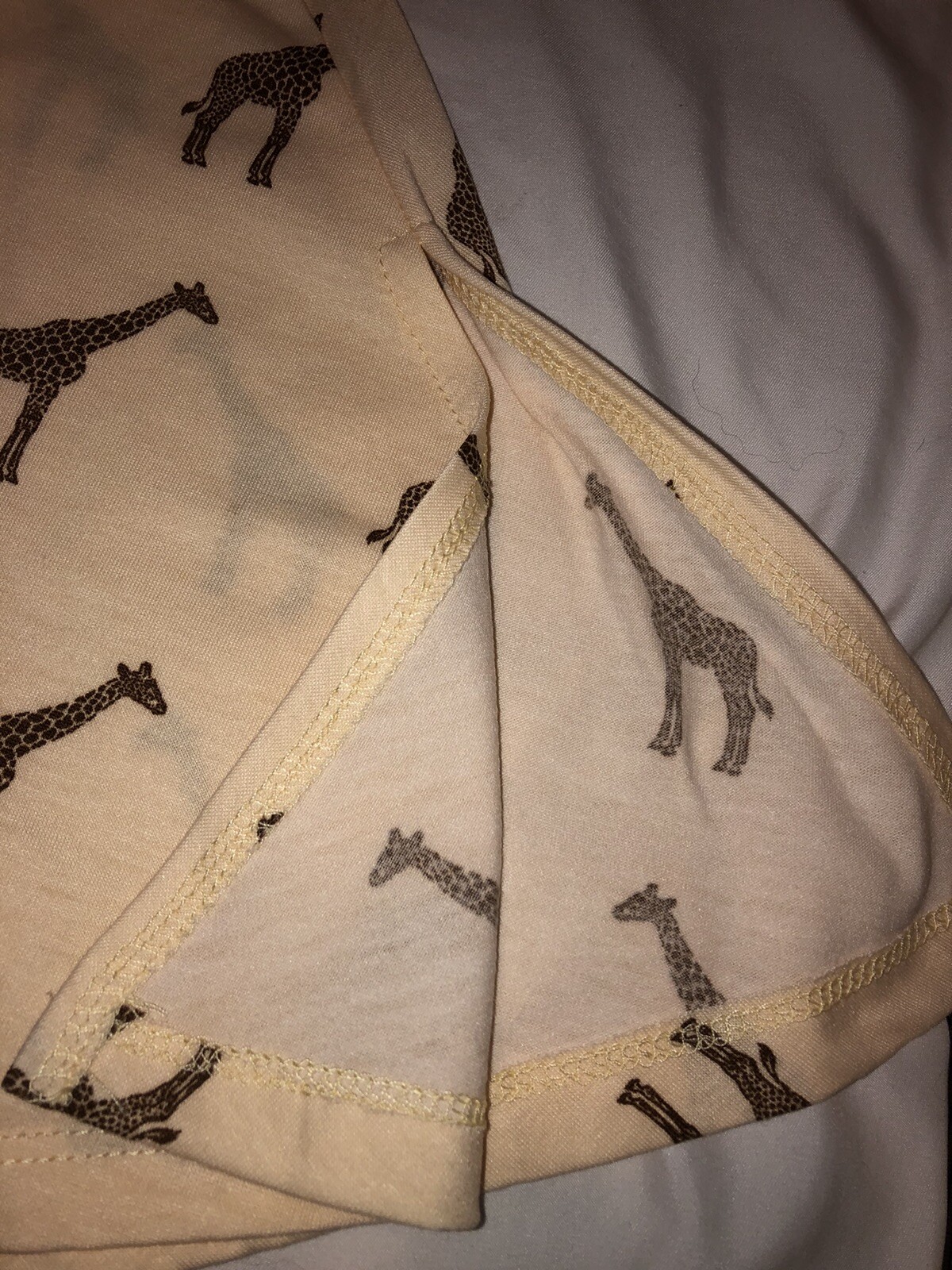 Women’s Lularoe Perfect T Shirt Beige Brown Giraffe Unicorn Tunic M 12-18 Animal
