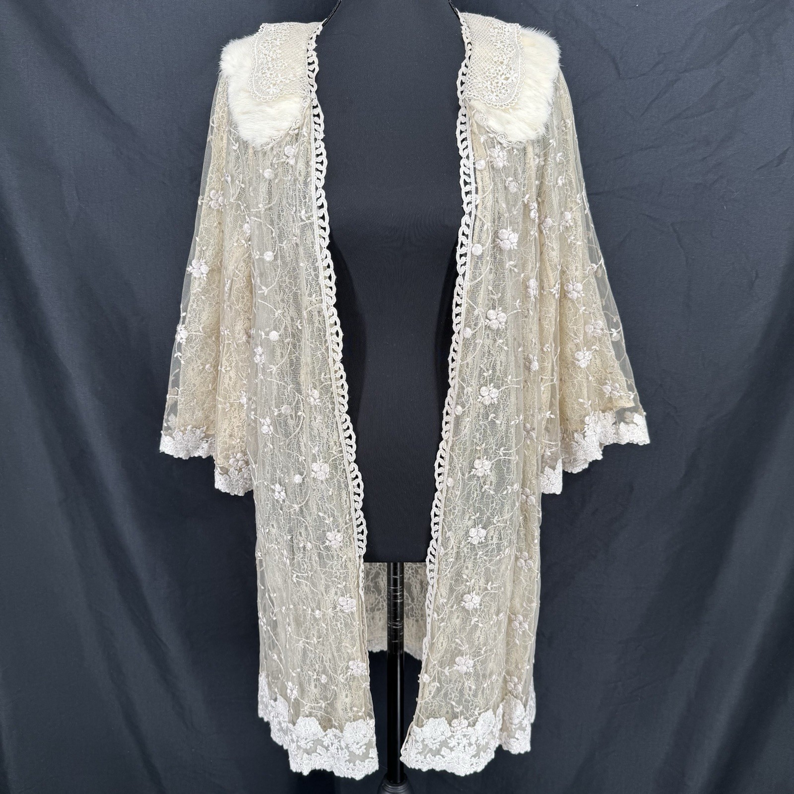 Romantic Embroidered Lace Kimono M Etherial Boho Bridal Regency Victorian Fur