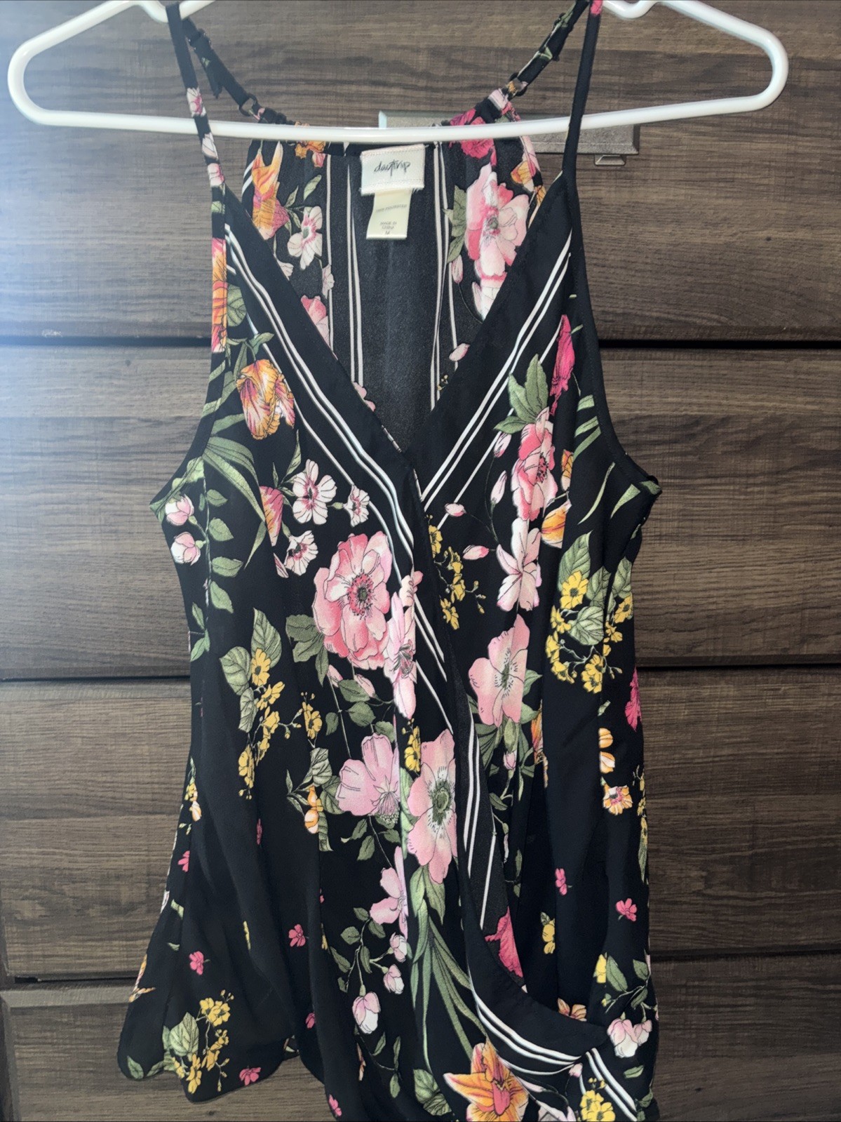 Woman’s Day trip Medium Dress Tank Top Black With Flowers Excellent Condition
