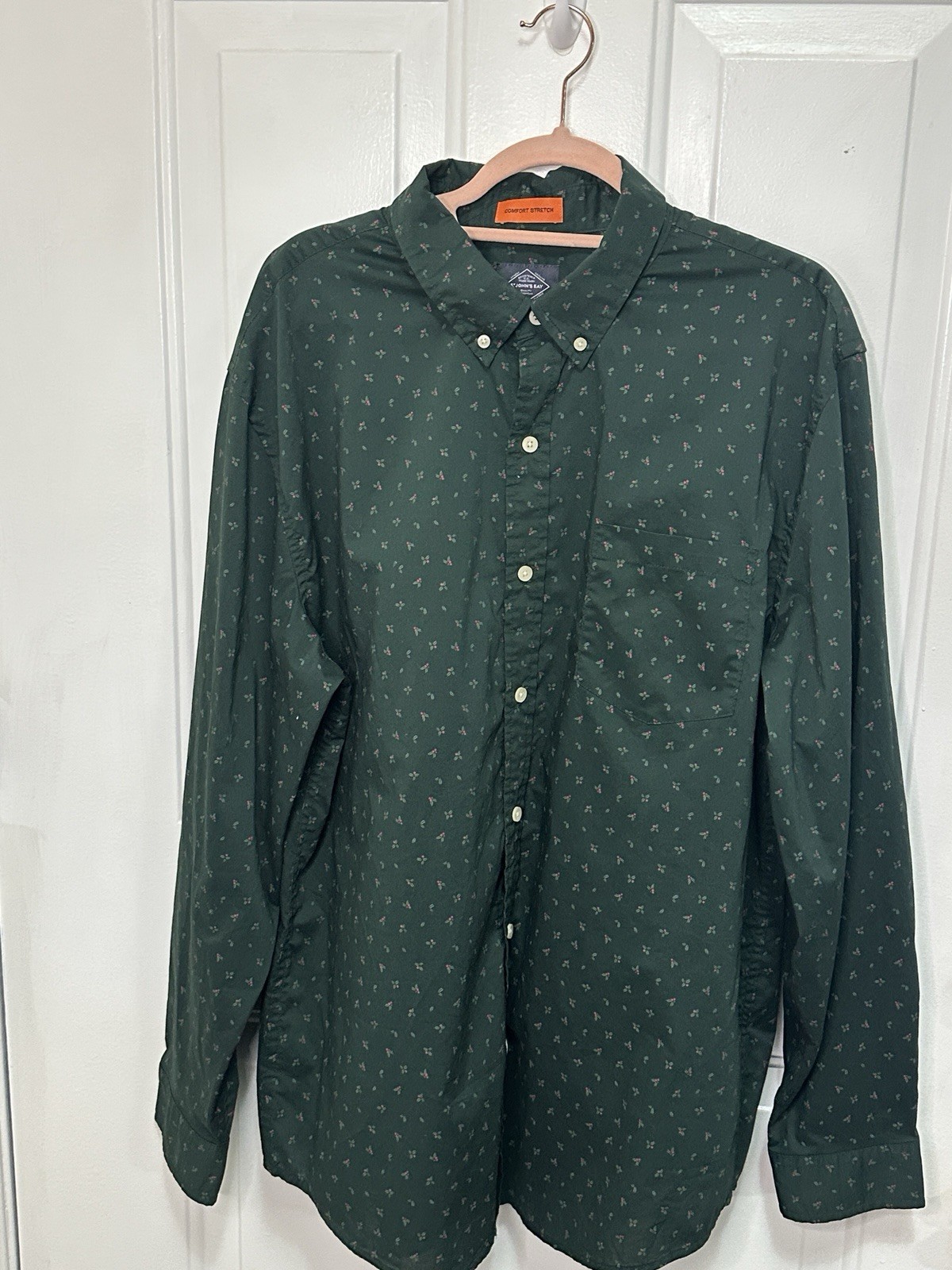 ST JOHN’S BAY Women’s Dark Green Button Up XL Comfort Stretch Cherries Pattern
