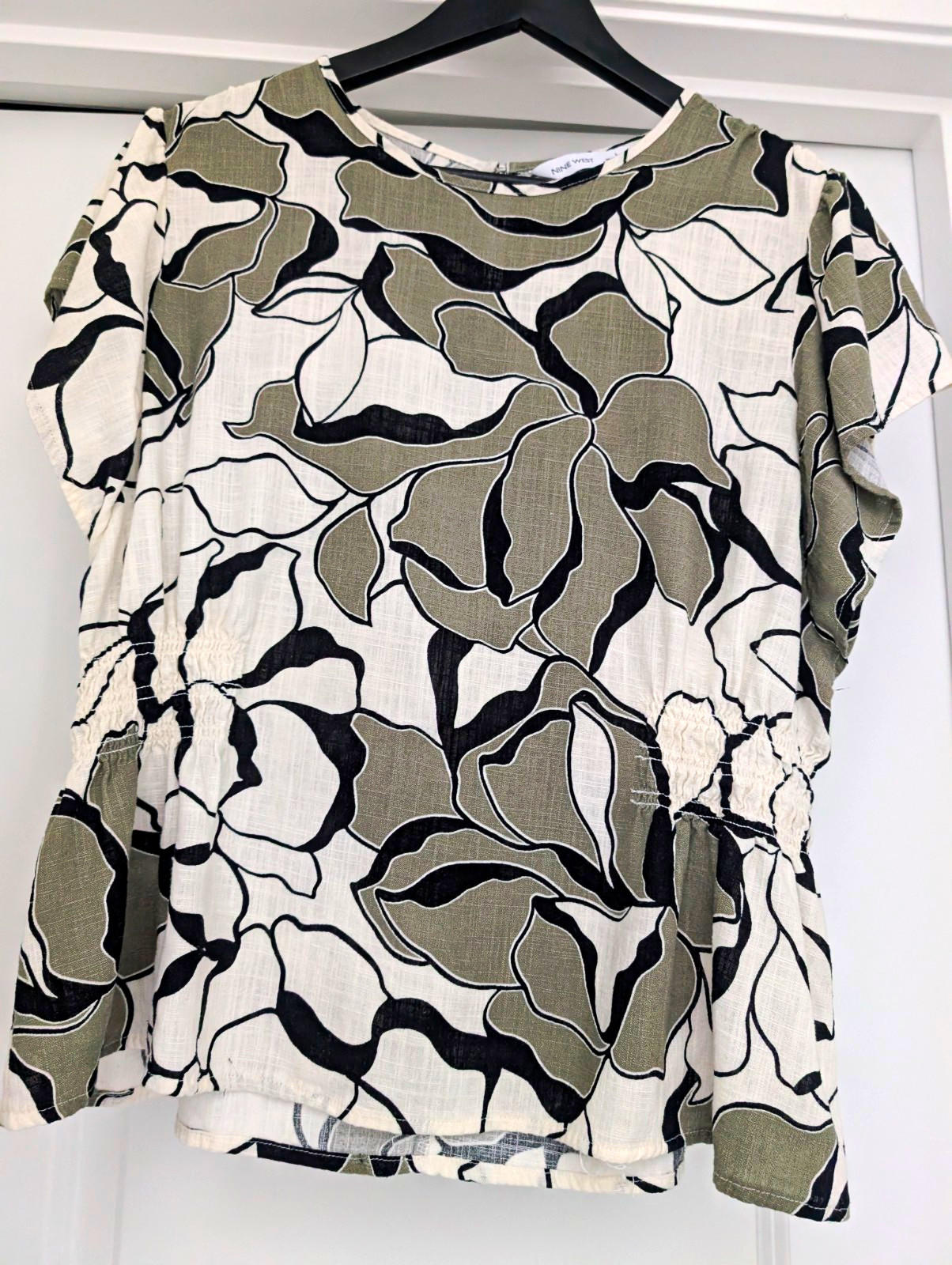 Women’s Smocked Puff Sleeve Blouse Ivory Black Green Floral Woven L
