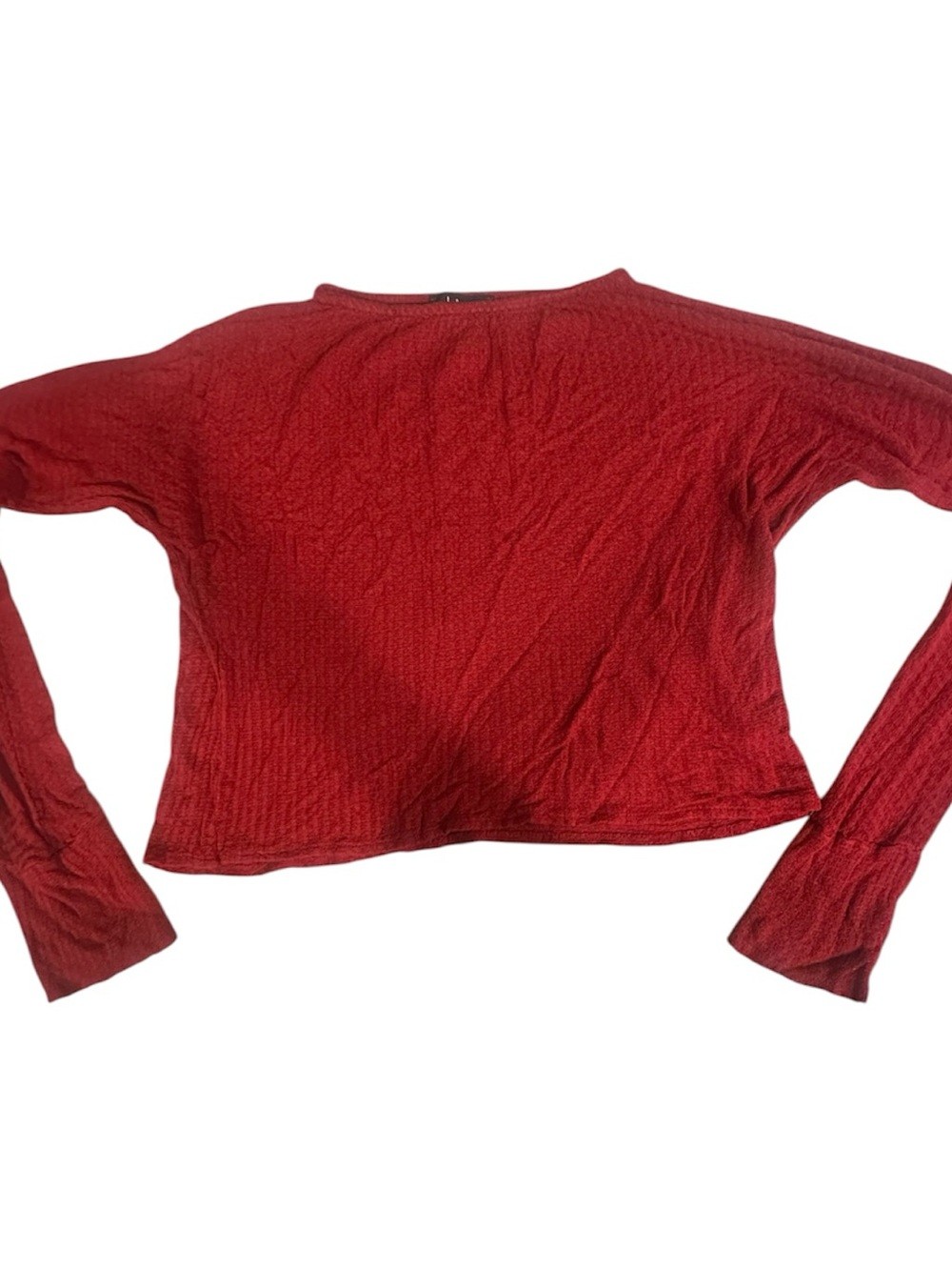 Lulu’s Red Textured Long-Sleeve Cropped Tee