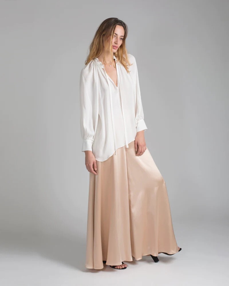 VOZ SIZE LARGE /L BISHOP SLEEVE BLOUSE, SILK GEORGETTE, IN IVORY Retail $395