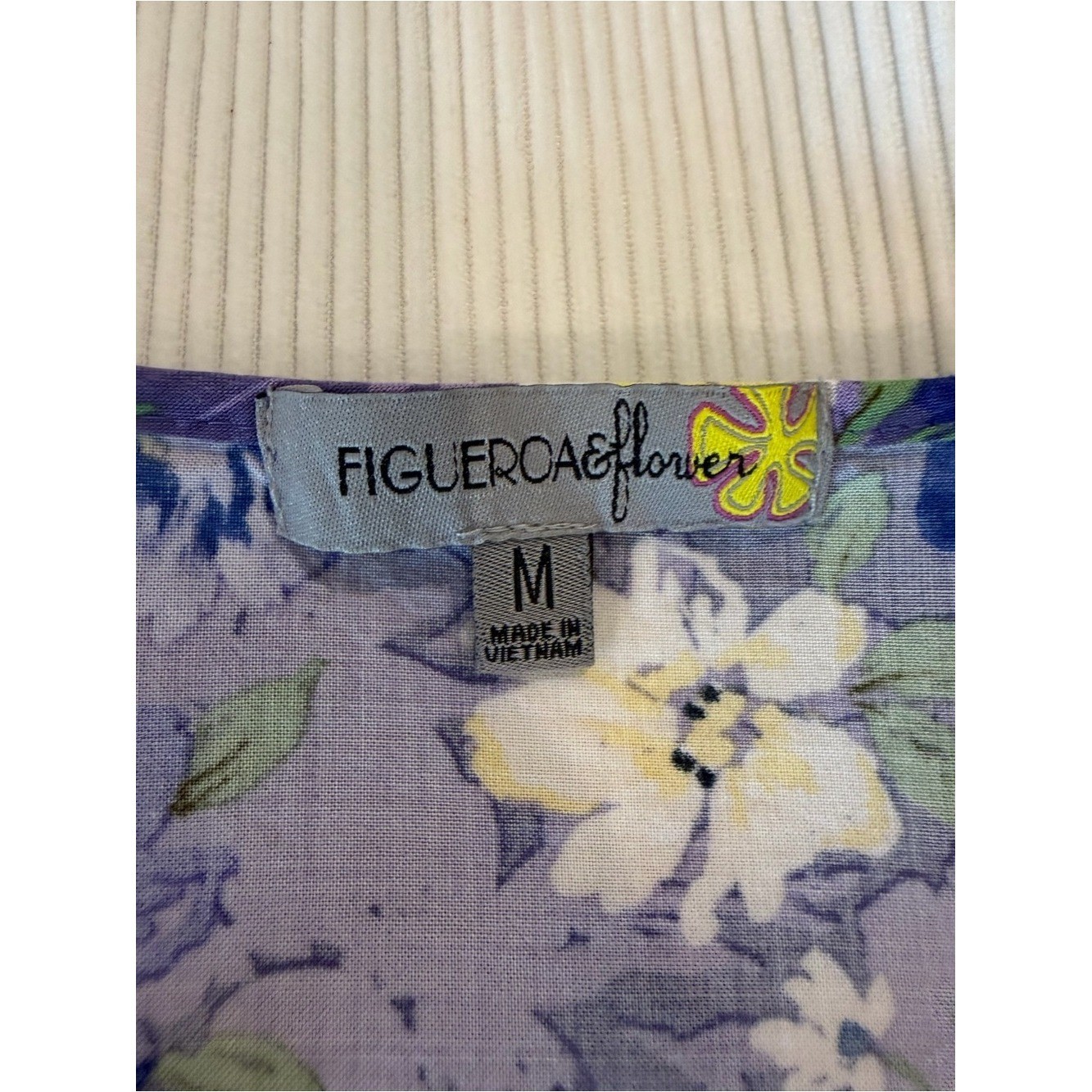 FIGUEROA & FLOWER Purple Floral Peasant Blouse Medium Rayon Boho Cottagecore