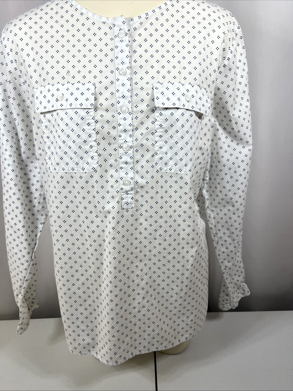 L L Bean Woman’s White Patterned Long Sleeve Tunic 100% Cotton Size Large