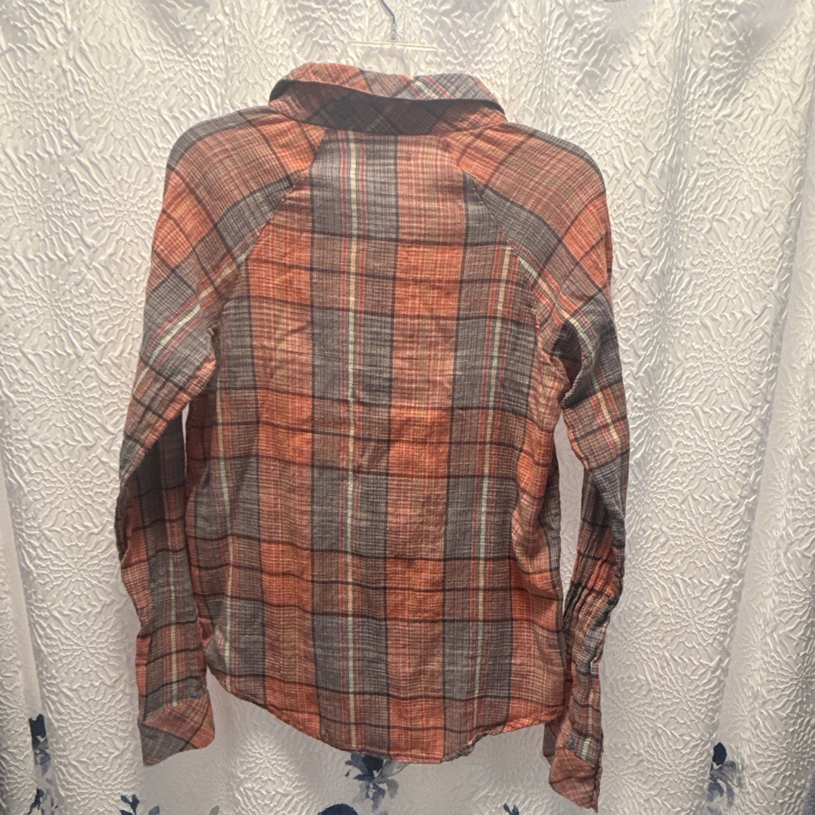 O’Neill Women’s Orange Gray Plaid Button-Up Shirt Long Sleeve Collared L
