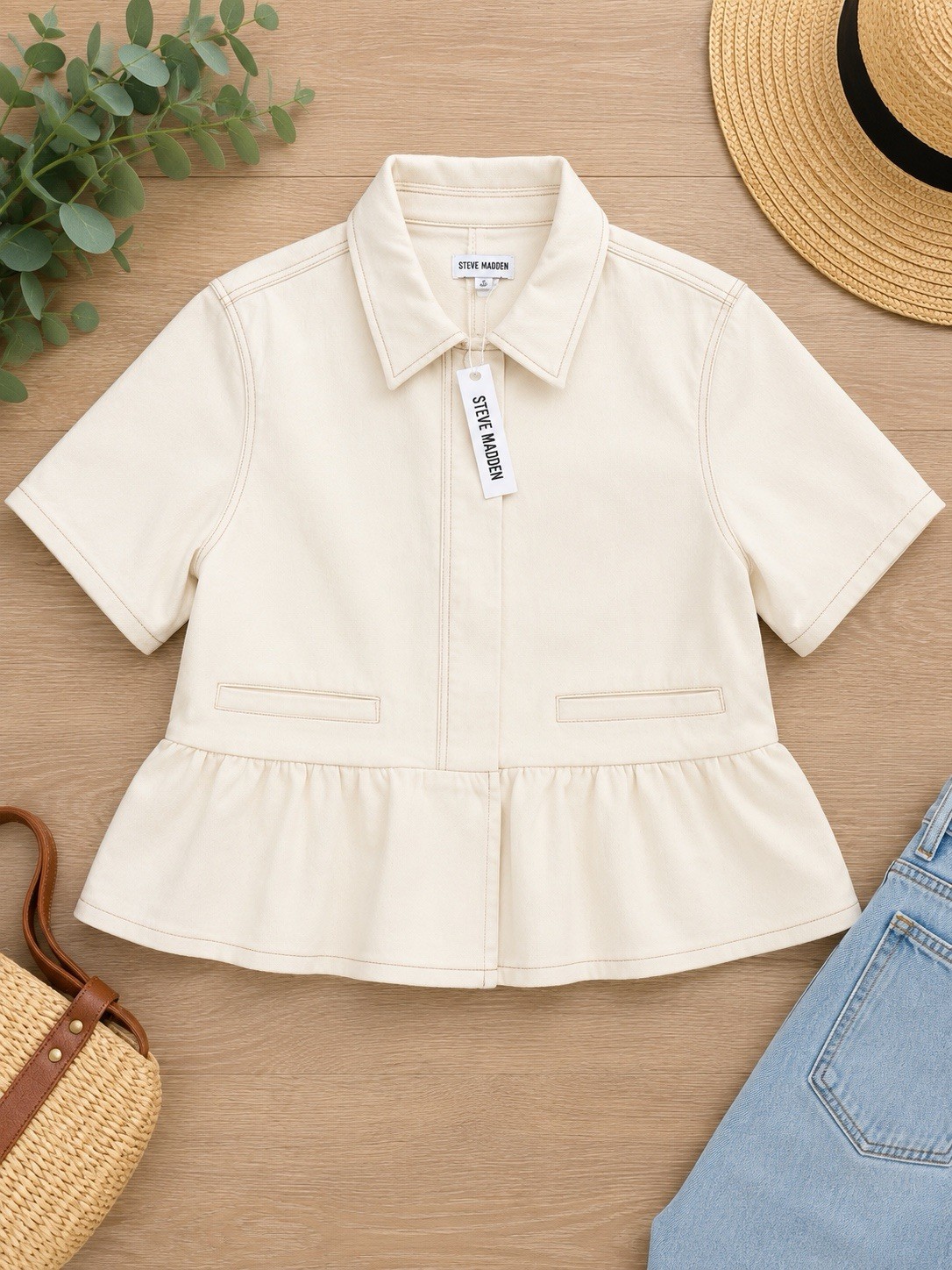 STEVE MADDEN – Women’s Beige Cream Peplum Jacket Blouse – Size L (MSRP 119.00)