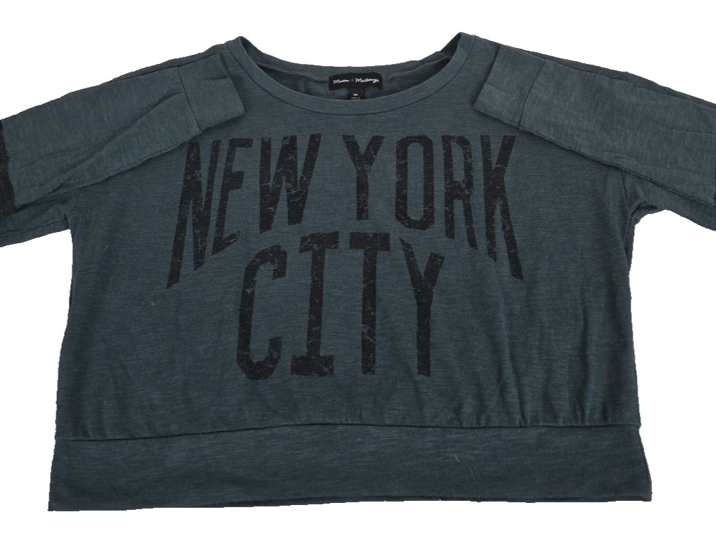 New York City Womens L/S Crop Top Med Retro 90s Y2K Classic Destination Travel