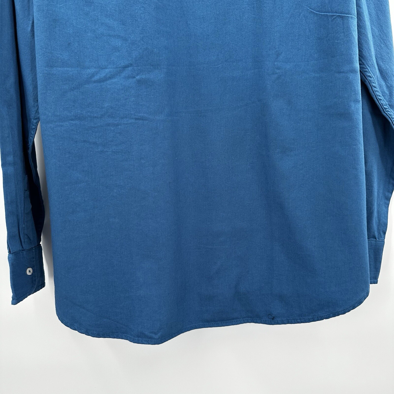 Lola River Shirt Womens Medium Blue Button Down Minimalist Office