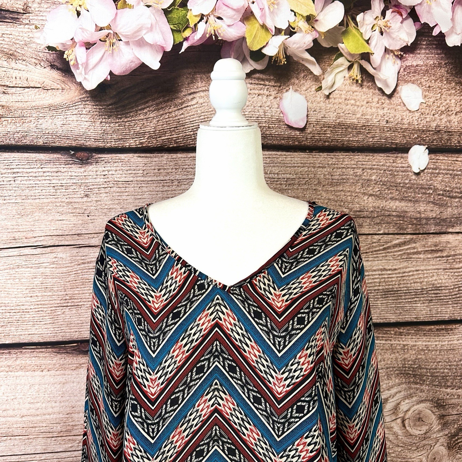 Femme by Tresics Women’s Rayon Abstract Geo Print Longer Back Blouse Tunic