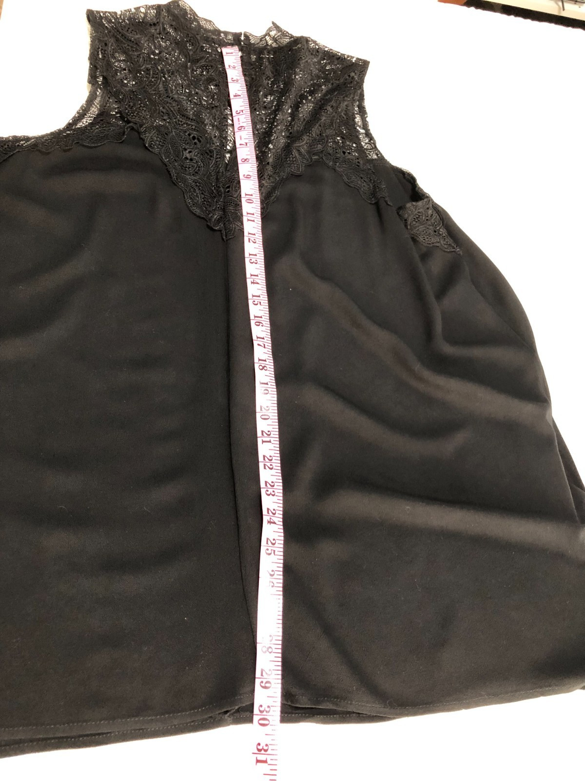 Torrid Plus Size 2 Black Lace Mock Neck Tank Top Sharkbite Hem Rayon Blouse.