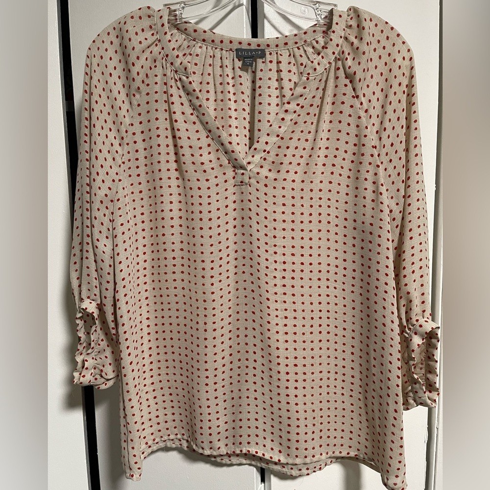 Lilla P Women’s Beige/Red Polka Dot V-Neck Long Sleeve Blouse Size Small