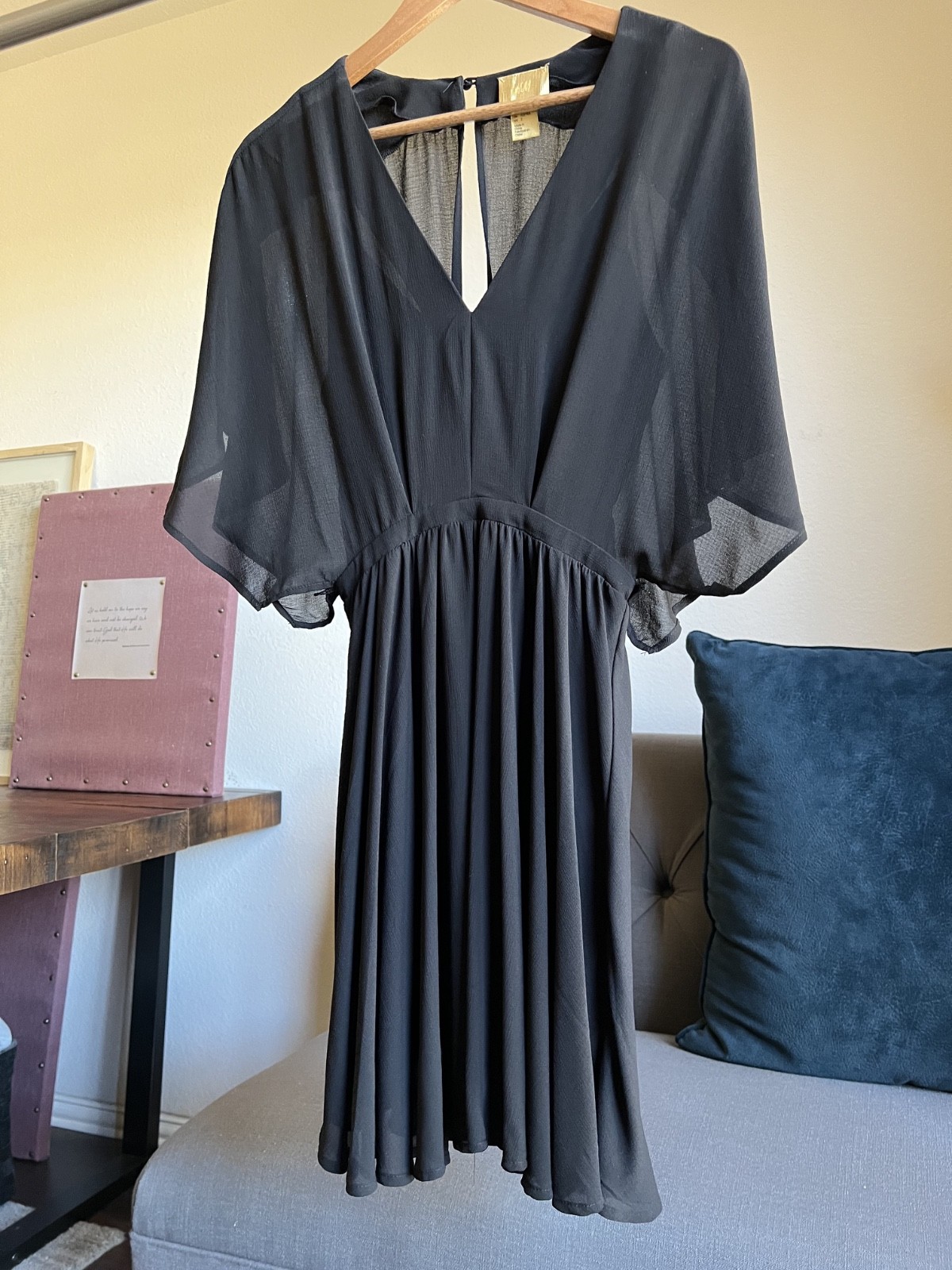 H&M Black V-Neck Kimono Sleeve Mini Dress Size 2| NWOT