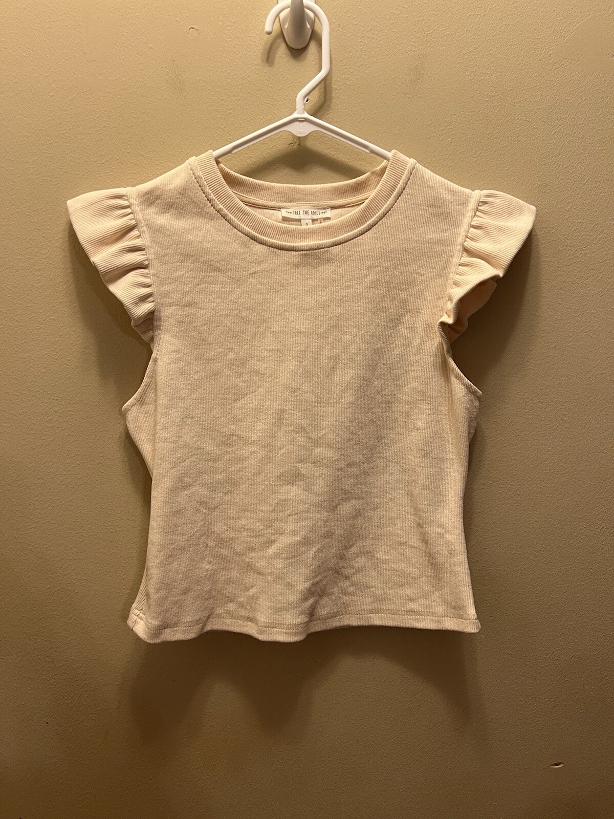 Free The Roses Blouse Top Pink Small Ruffle Sleeve Acadamia Corp