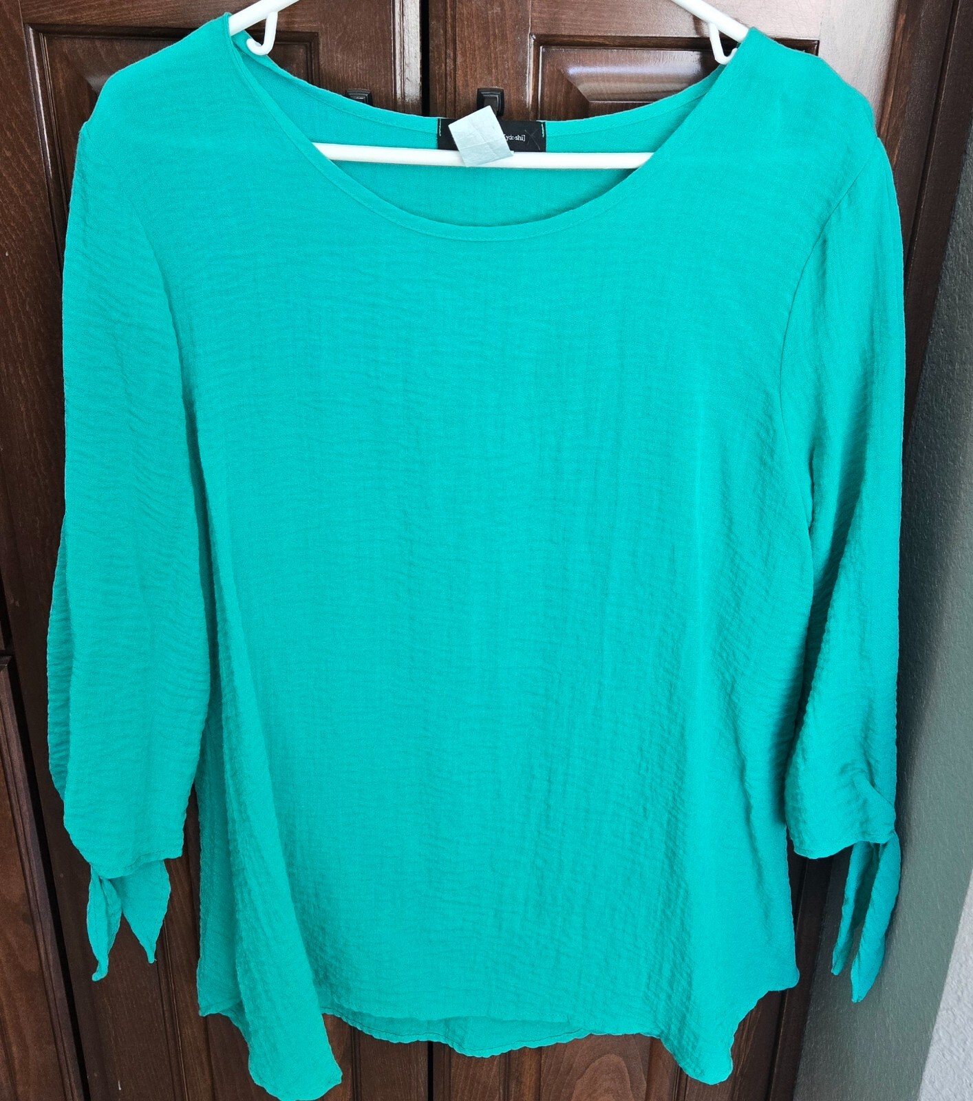 EUC – Yushi Large (L) Rayon/Nylon Light Kelly Green Top – 3/4 Sleeves w/Ties