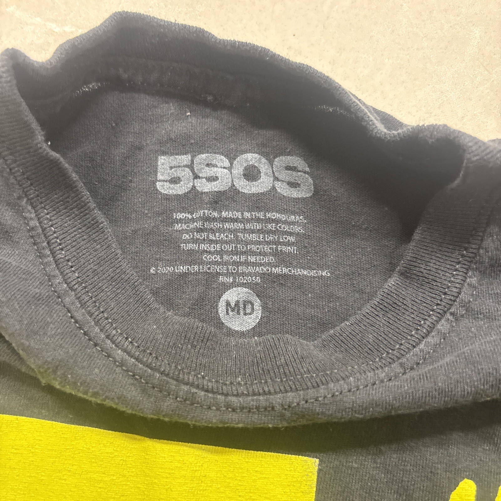 5 Seconds Of Summer 5SOS Long Sleeve Band T-Shirt Black Neon Size Medium