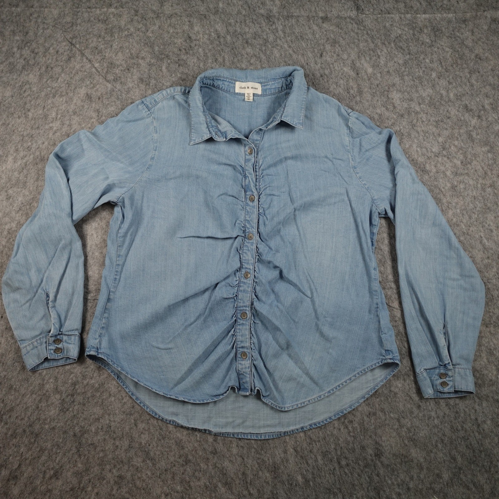 Cloth and Stone Top Women Extra Large Blue Ruched Front Button Down Chambray