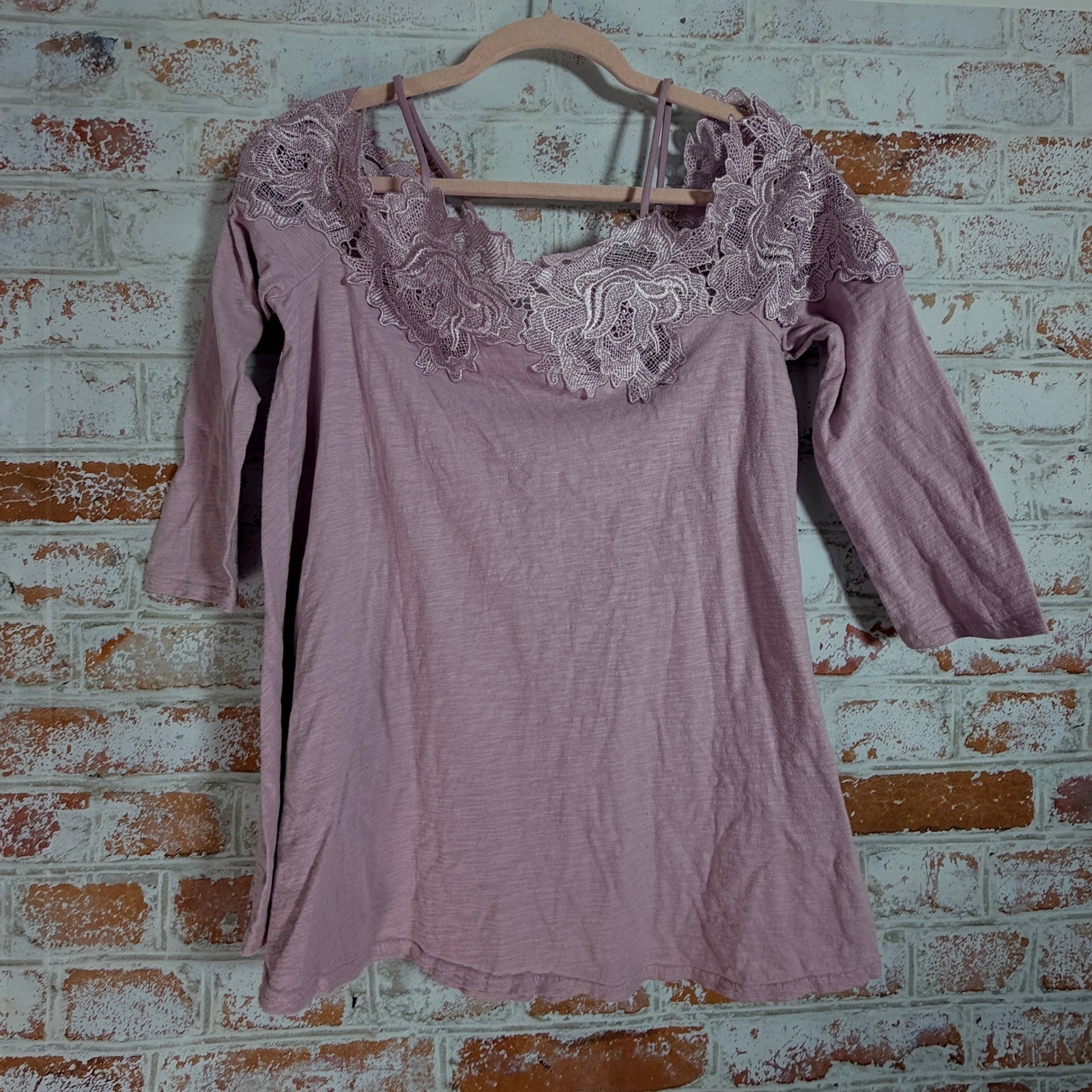 Meadow Rue Lace Trim Top Womens Size M Mauve Excellent Off Shoulder 3/4 Sleeve