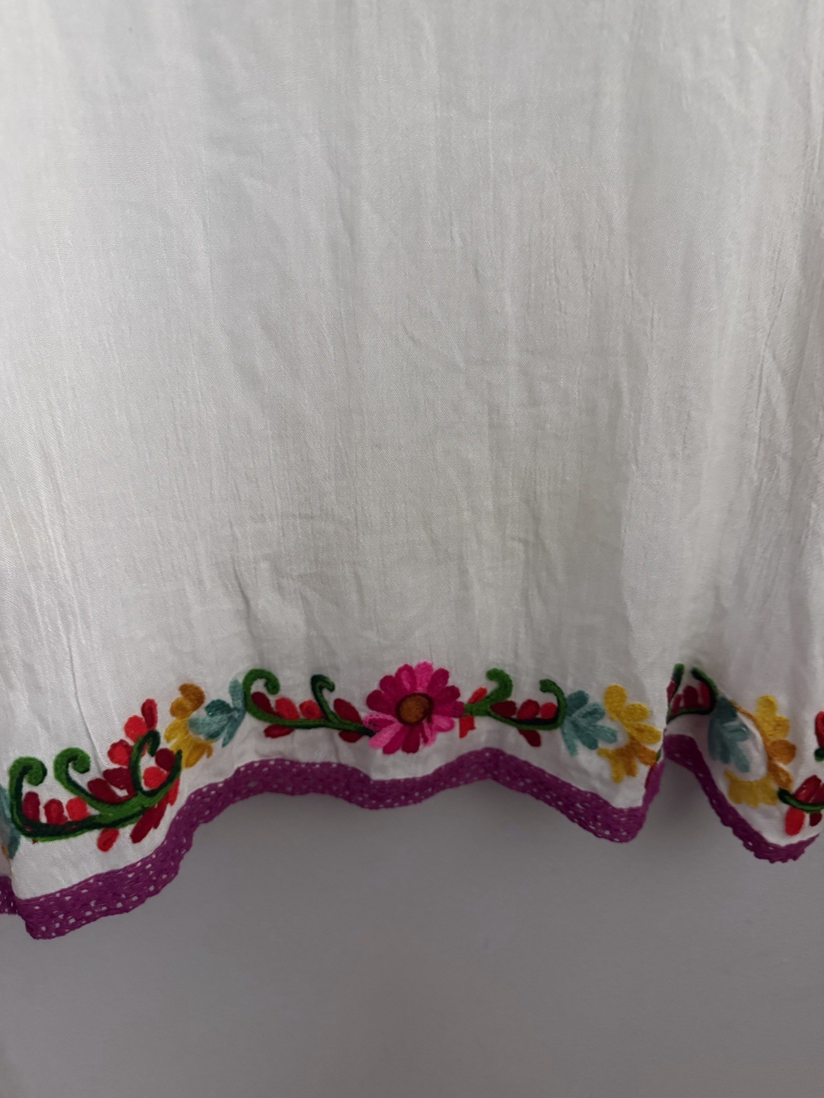 New Blouse Cute Options Size L Embroidered Armpits 22in Long 29in