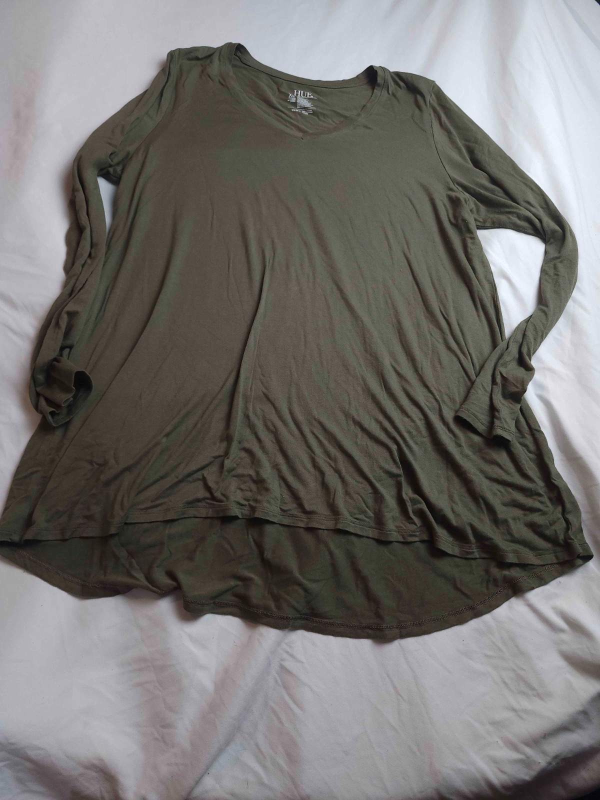 HUE Tunic Top Women XL Green V-Neck Long Sleeve High Low Casual Pullover Shirt