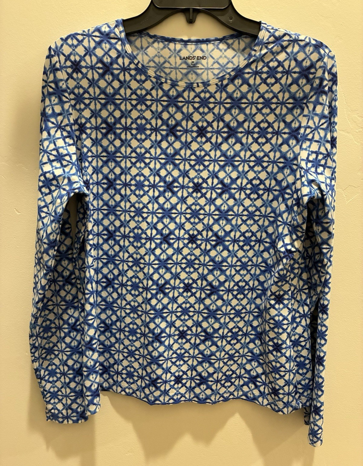 Lands’ End Women’s Blue/White Geometric Round Neck Long Sleeve Pullover Top M