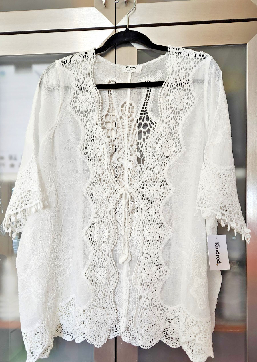 Kindred Women’s Plus SZ 2 X White 3/4 Sleeve Crochet, Embroidered Cardigan