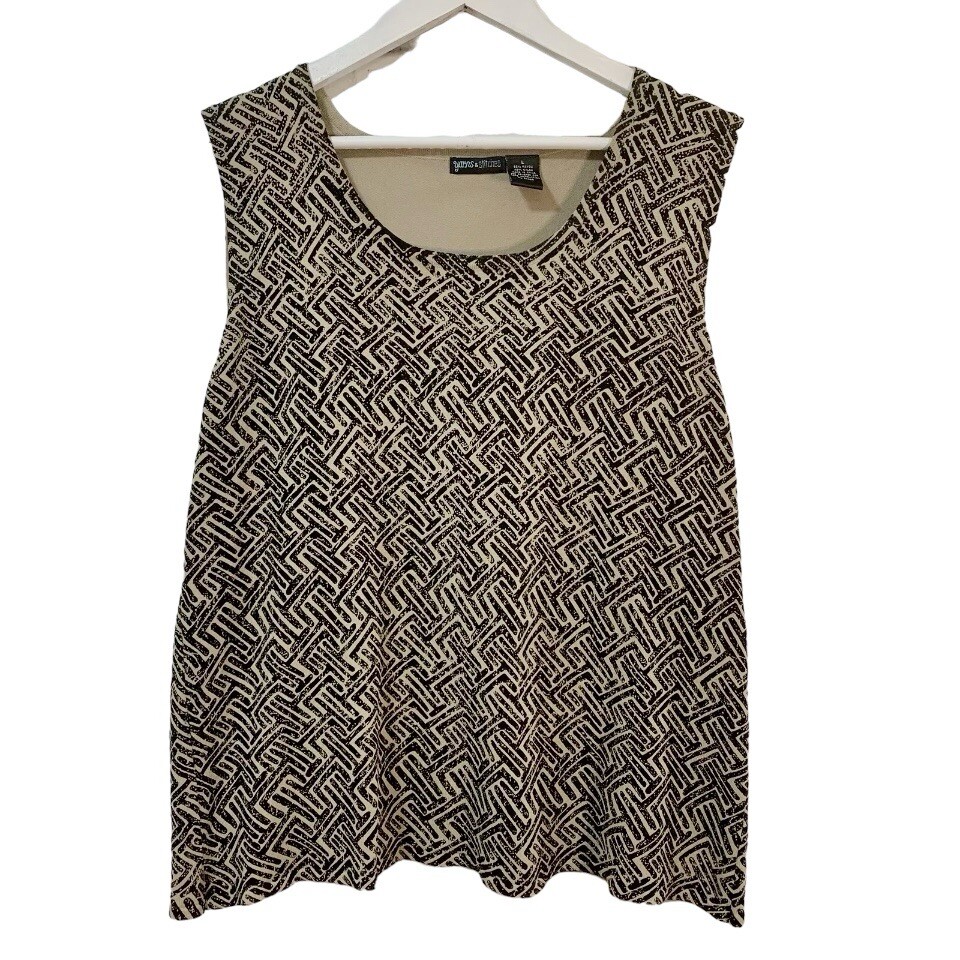 Yarns & Stitches Women’s Sleeveless Black & Tan Geometric Design Blouse Size LRG