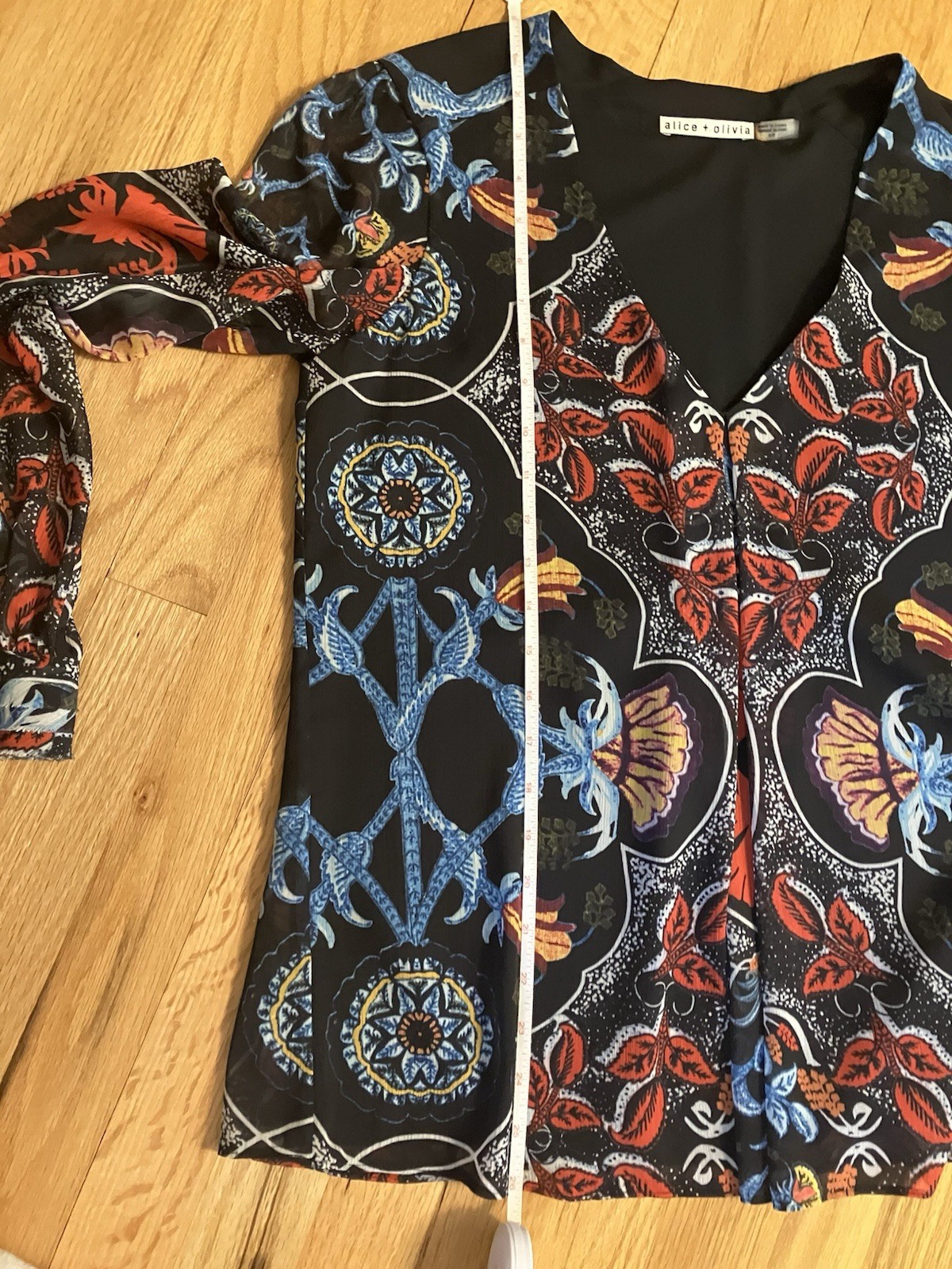 alice + olivia Black Multi Floral V-Neck Long Sleeve Pullover Blouse S/P