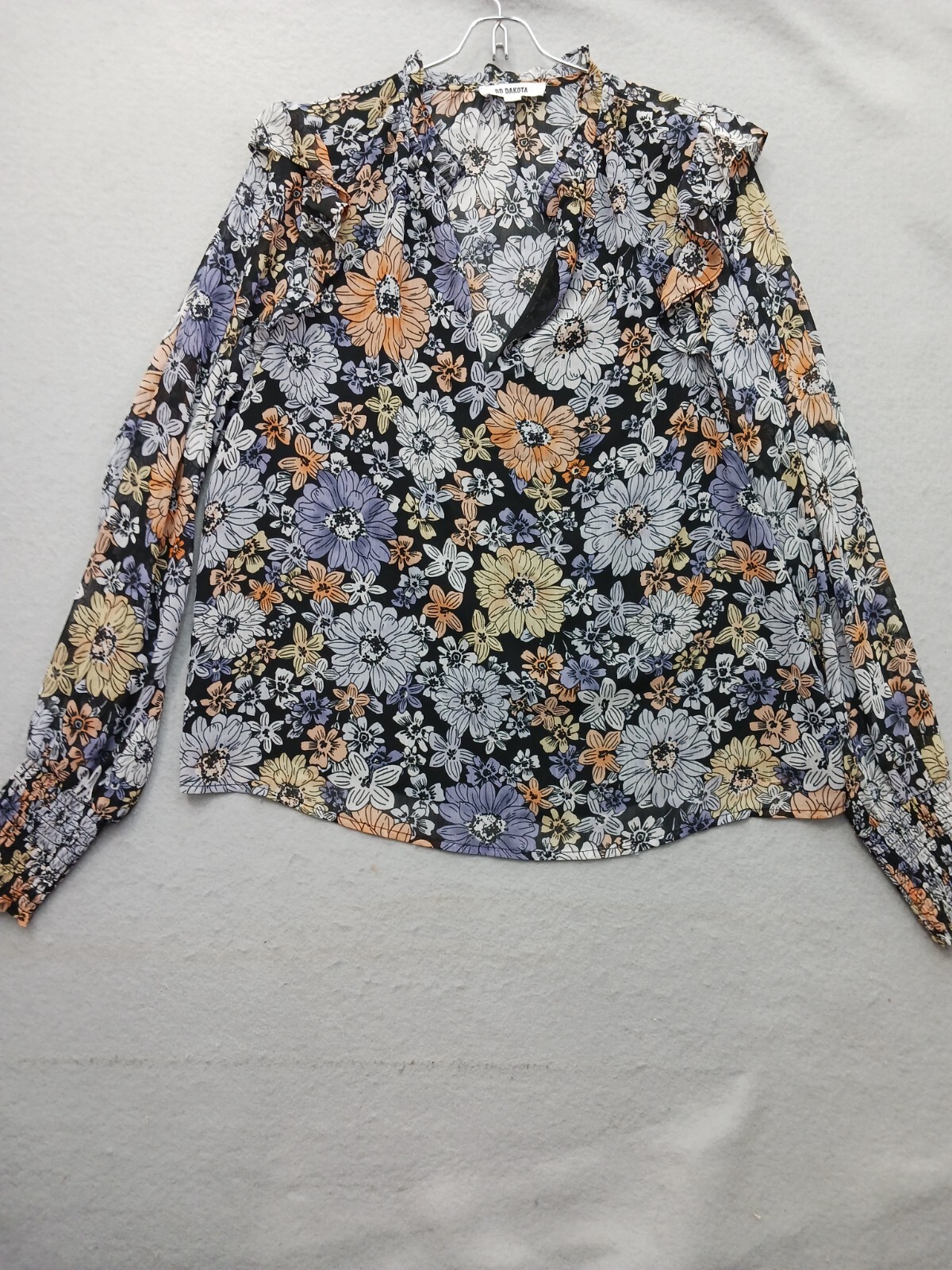BB Dakota Women Blouse L Black Multicolor Floral Ruffle Shoulder V-Neck Casual