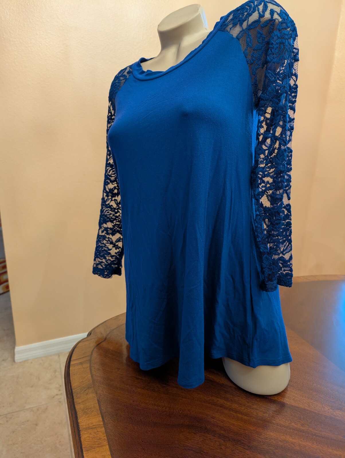 Emerald brand royal blue women tunic with lace sleeves size S
