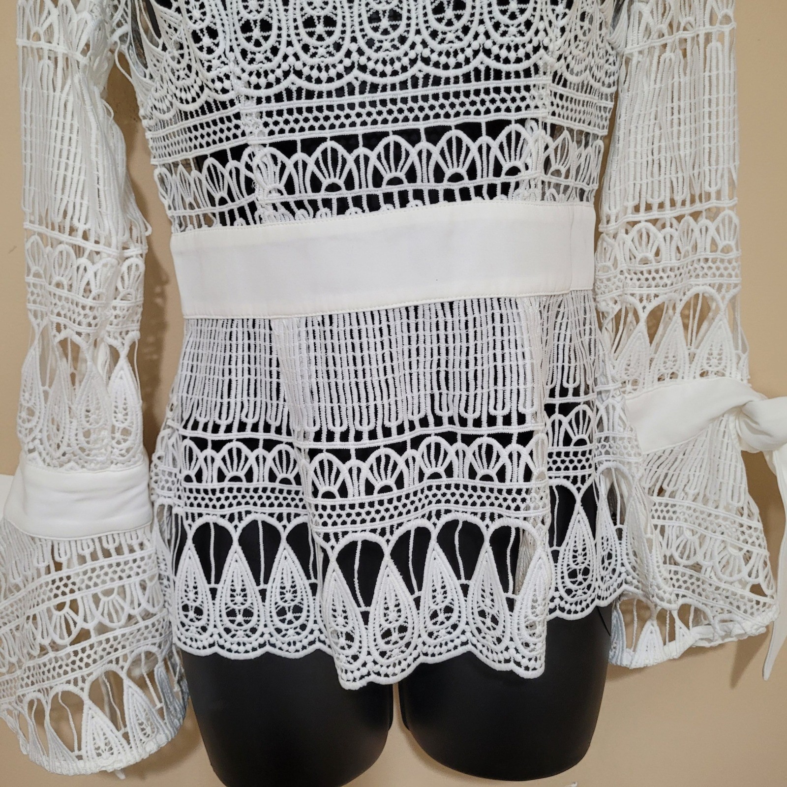 KEEPSAKE the label Lace knitted TOP IVORY BELL SLEEVE TIE XS boho new sexy party