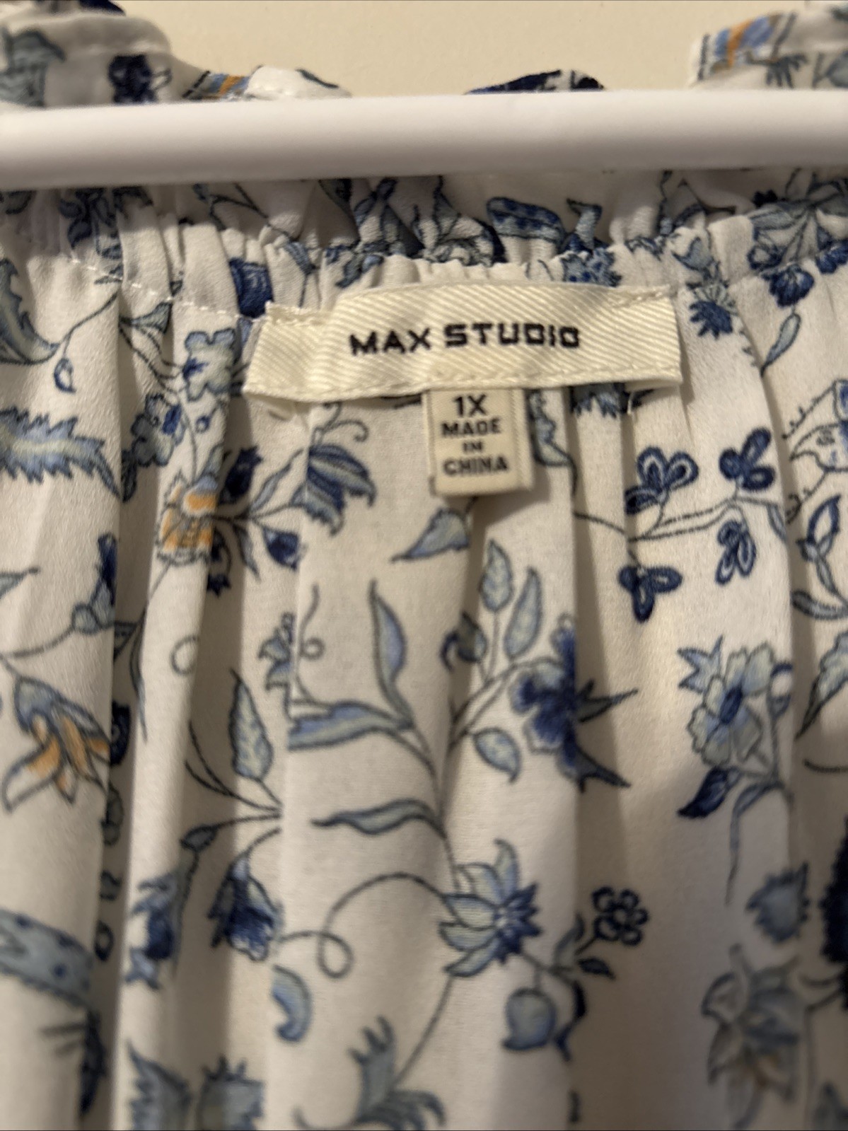 Max Studio Sheer Blouse Size 1X 3/4 Sleeve Item #1257