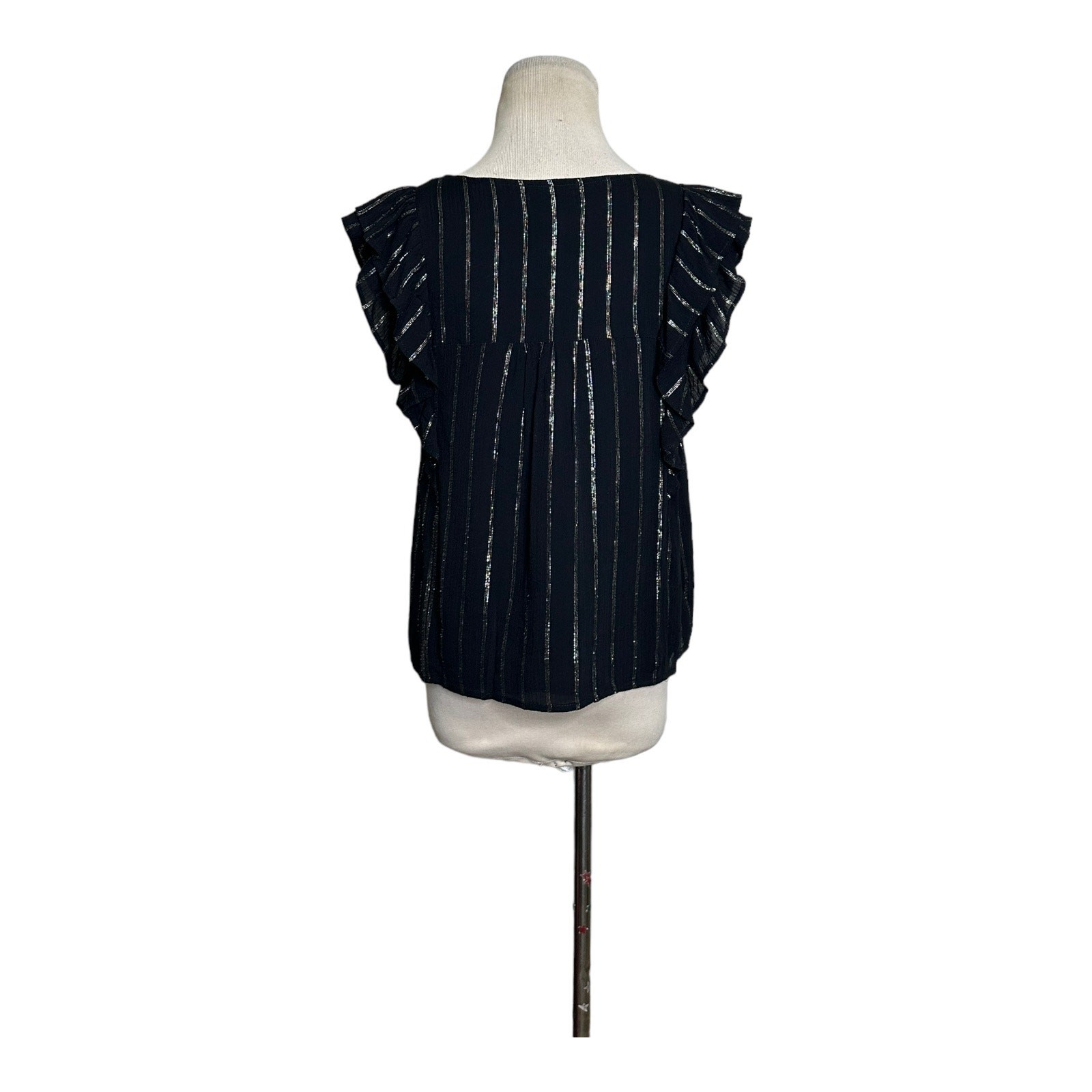 BB Dakota black silver stripes ruffled short sleeves blouse size Small