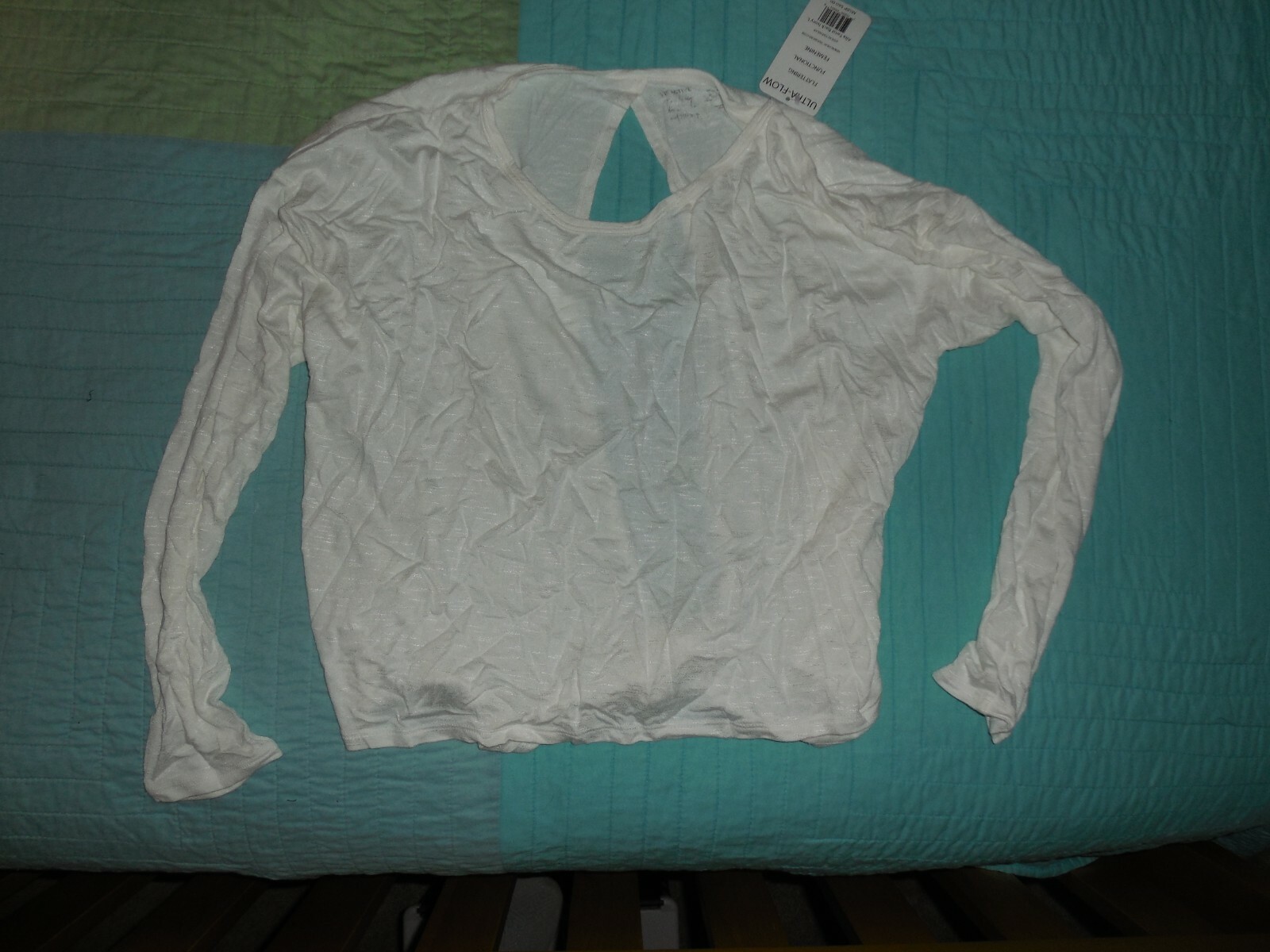 Vie Ultra Flow Alia Twist Back Long Sleeve Tee Ivory Size L