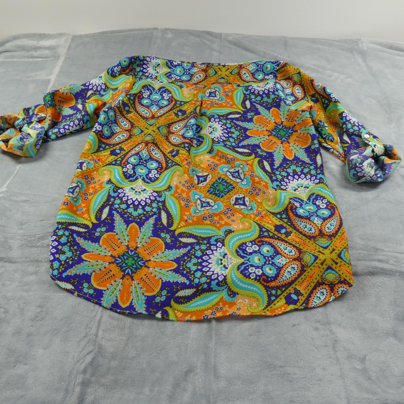 Aqua Top Womens Small Blue Green Paisley Scoop Neck Roll Tab Sleeve Boho Blouse