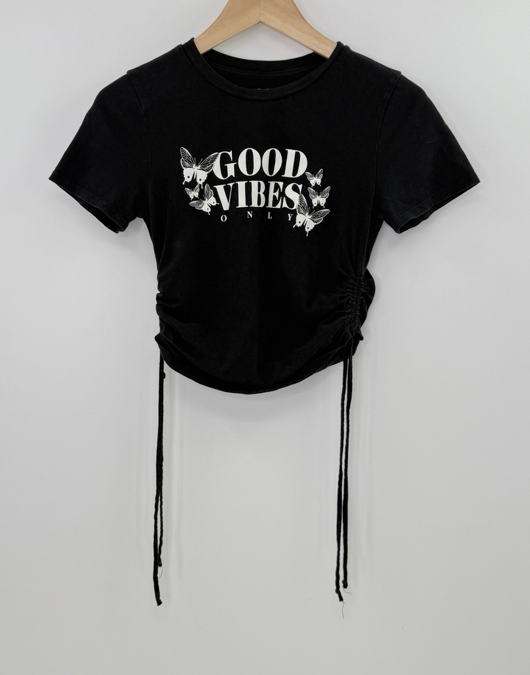 Organic Generation Juniors Good Vibes Only Black T-Shirt Cropped Sz XS Butterfly
