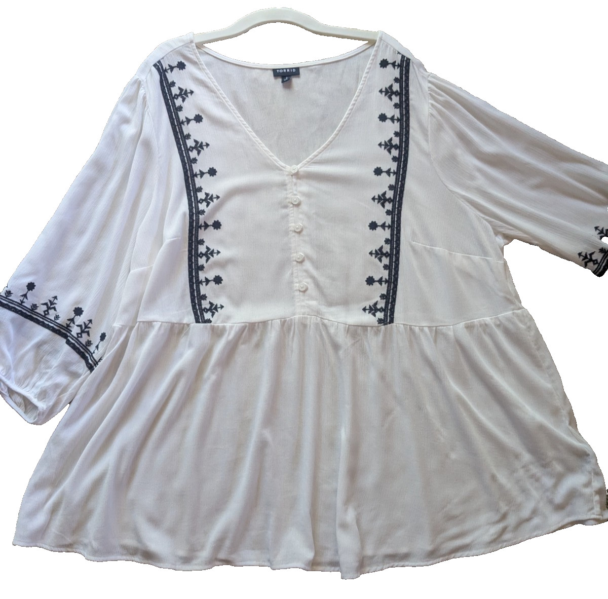 Torrid White Boho Babydoll Peasant Top Womens 2 18/20 Black embroidery boho