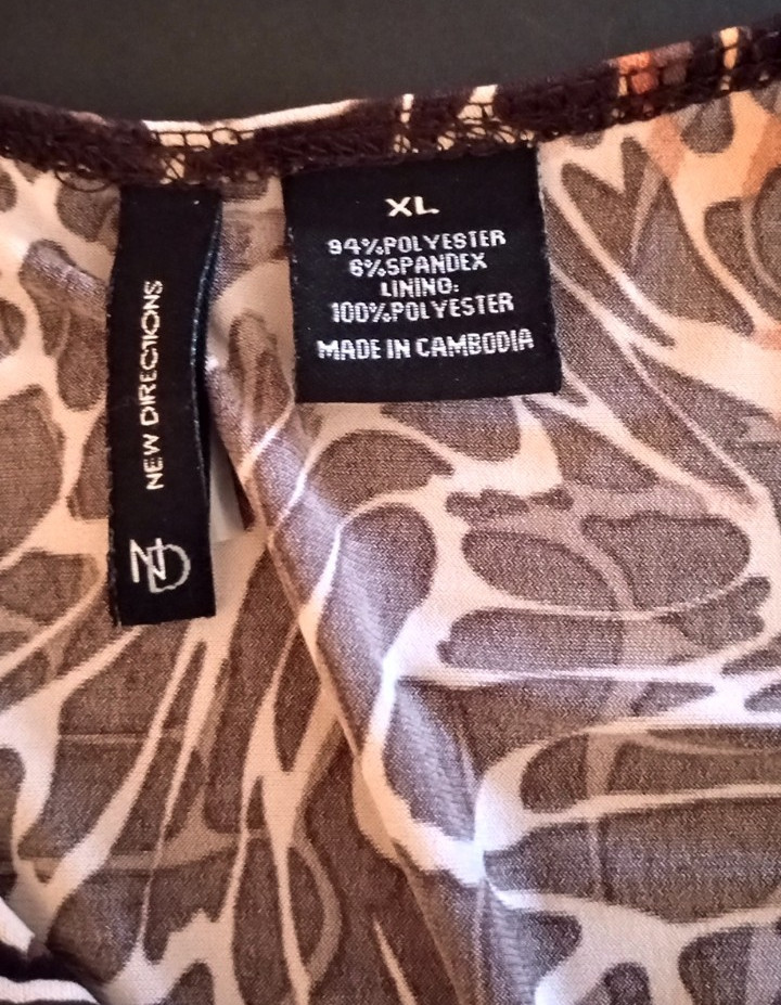 New Directions Sleeveless Animal Print V-Neck Tunic Blouse Junior’s Size XL