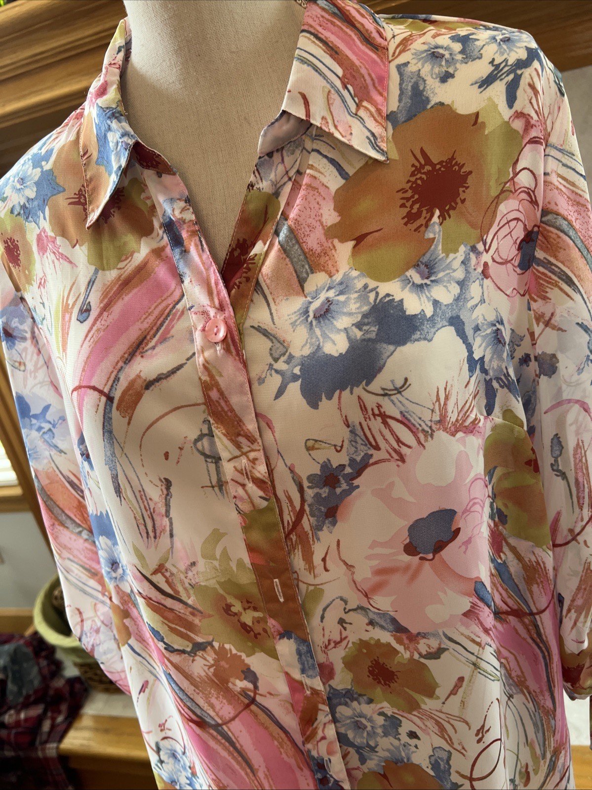 Salon Studio L Multi Color Floral Button up Blouse Semi Sheer 3/4 Shirred Slvs