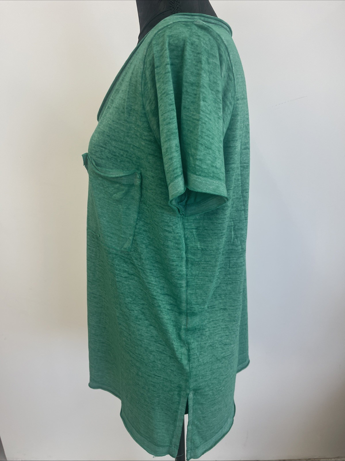 New Zenana Washed Out Melange Burnout Scoop V-Neck Top Tee Shirt Green Large