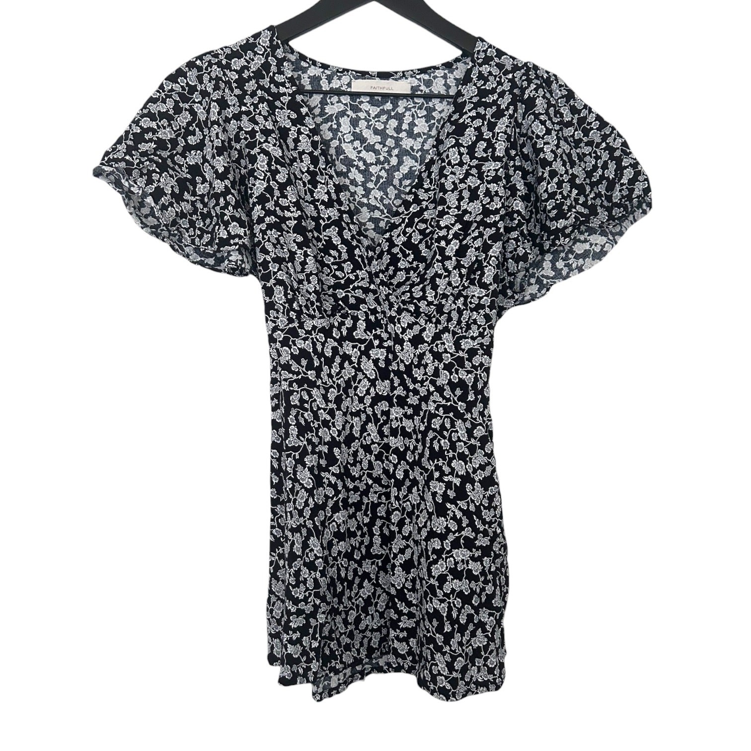Faithfull the Brand Floral Boda Top Blouse Flutter Sleeve Black White 6