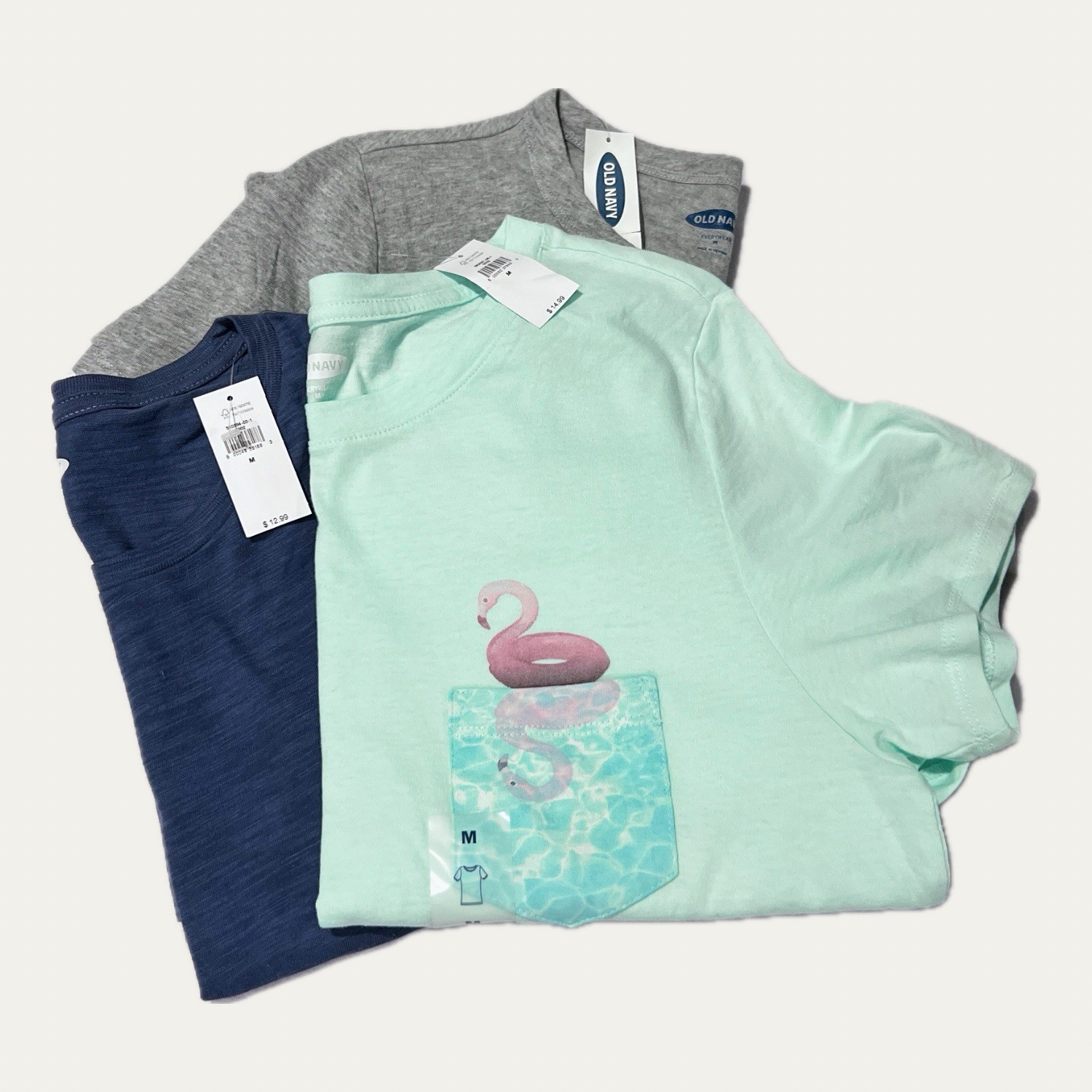 Old Navy Womens T-Shirt Bundle NWT Medium Flamingo Pocket Aqua Gray Blue Tees