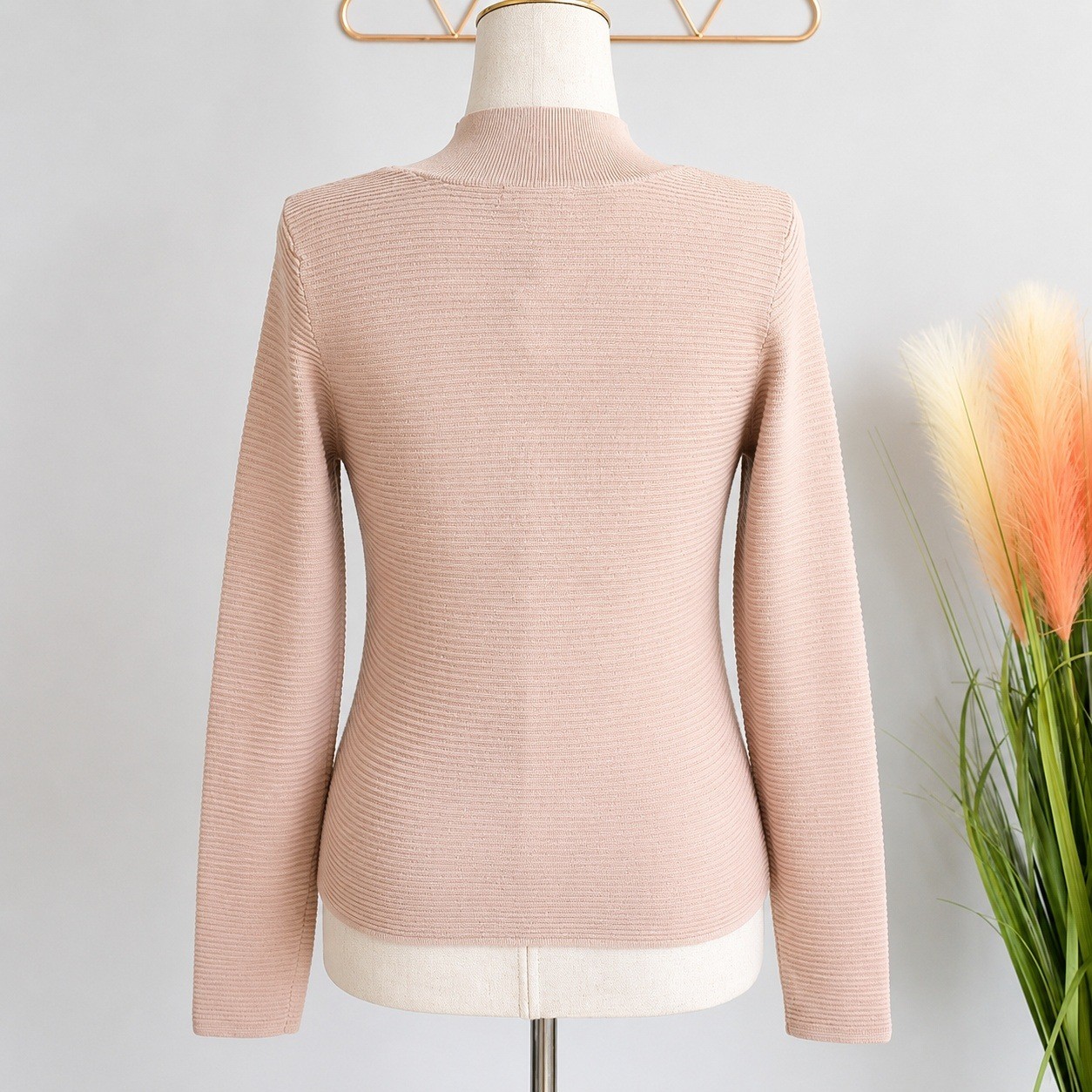Revolve NEW 525 America Tan Ribbed Funnel Neck Stretch Knit Top SZ Medium