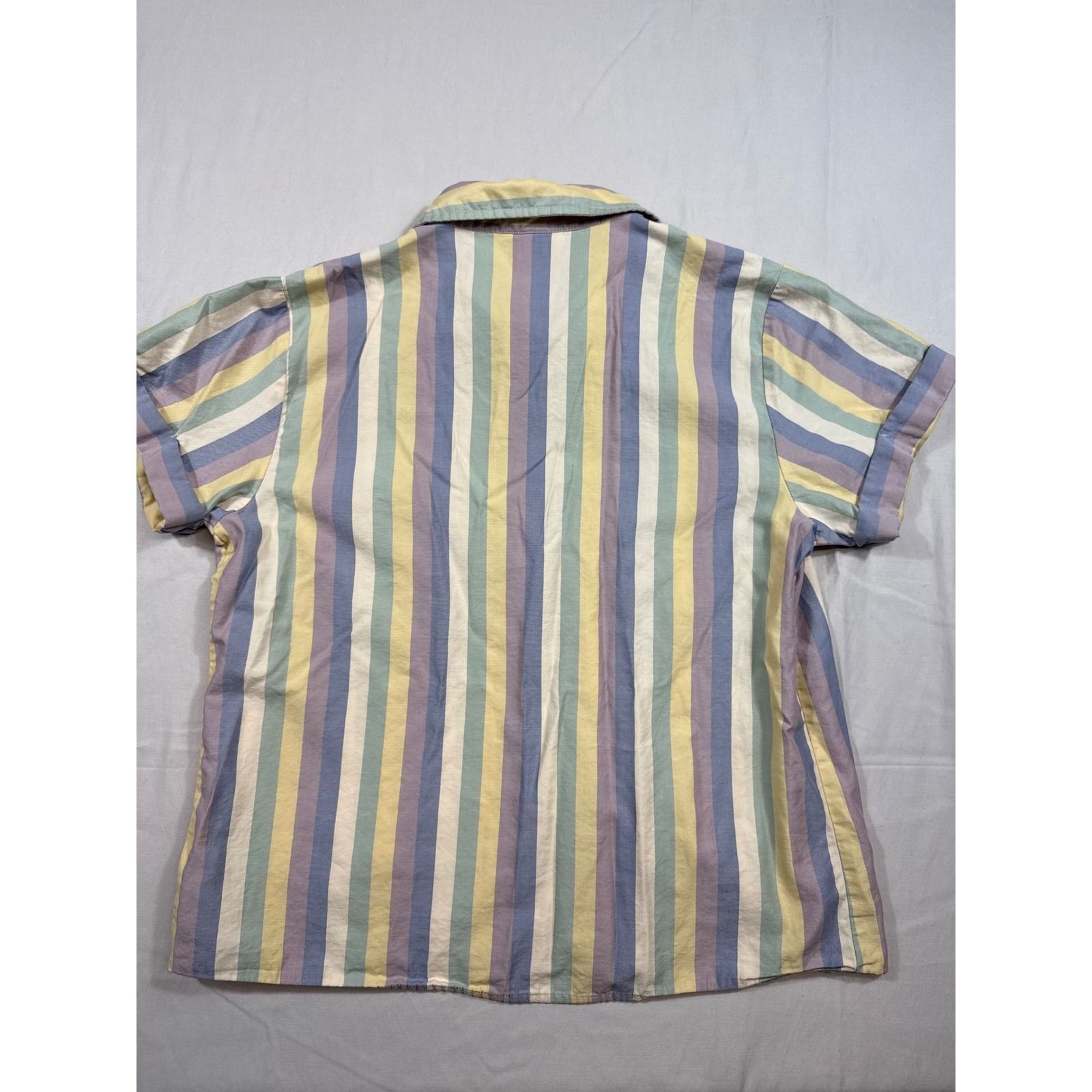 Universal Thread Womens Short Sleeve Striped Button Down Shirt Pastel Multi M