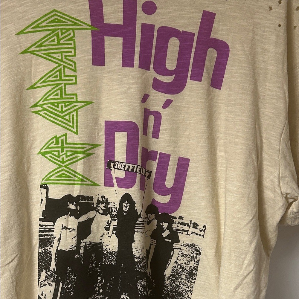 Def Leppard Graphic Tee